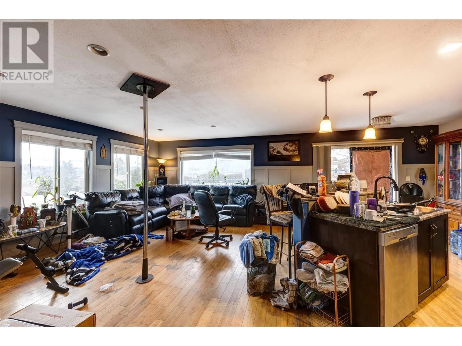 10957 Pheasant Road