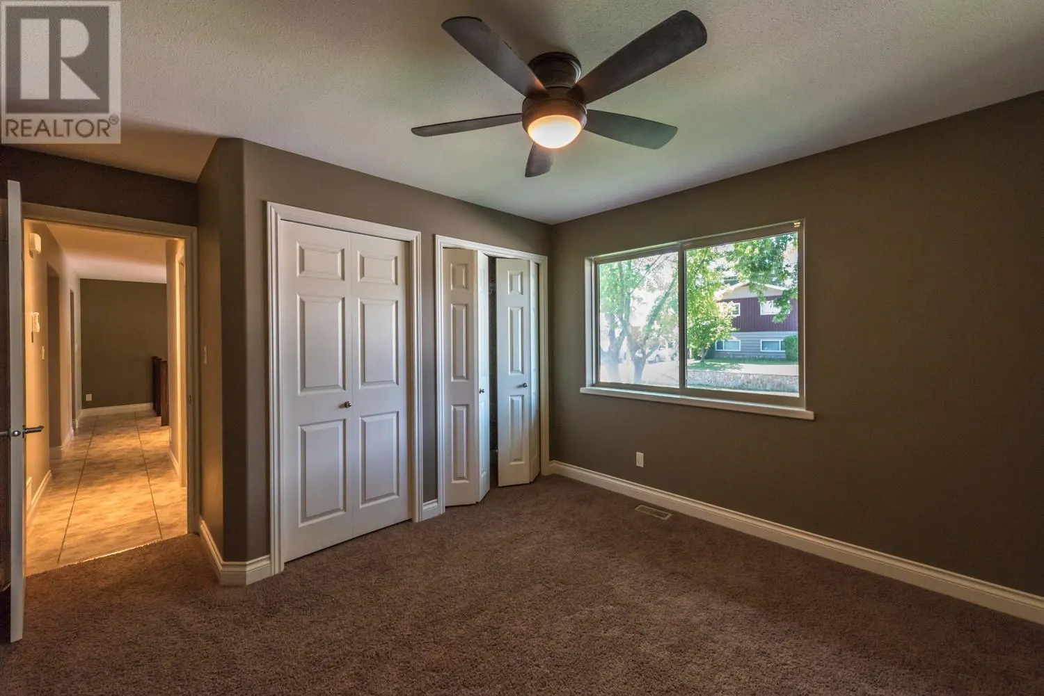 19 FINCH Crescent