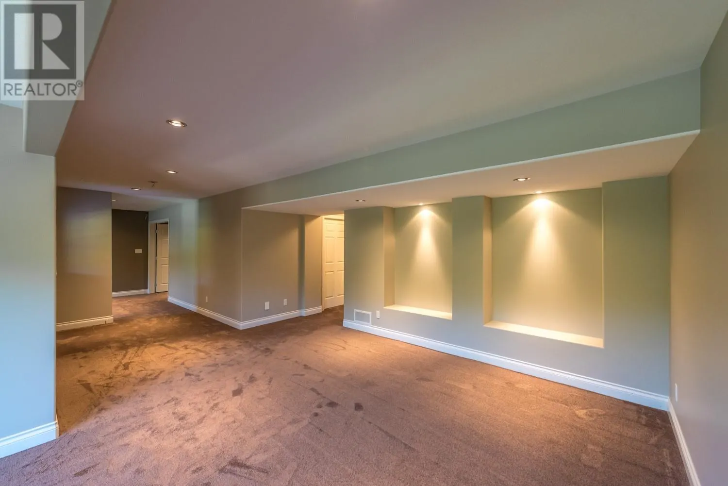 19 FINCH Crescent