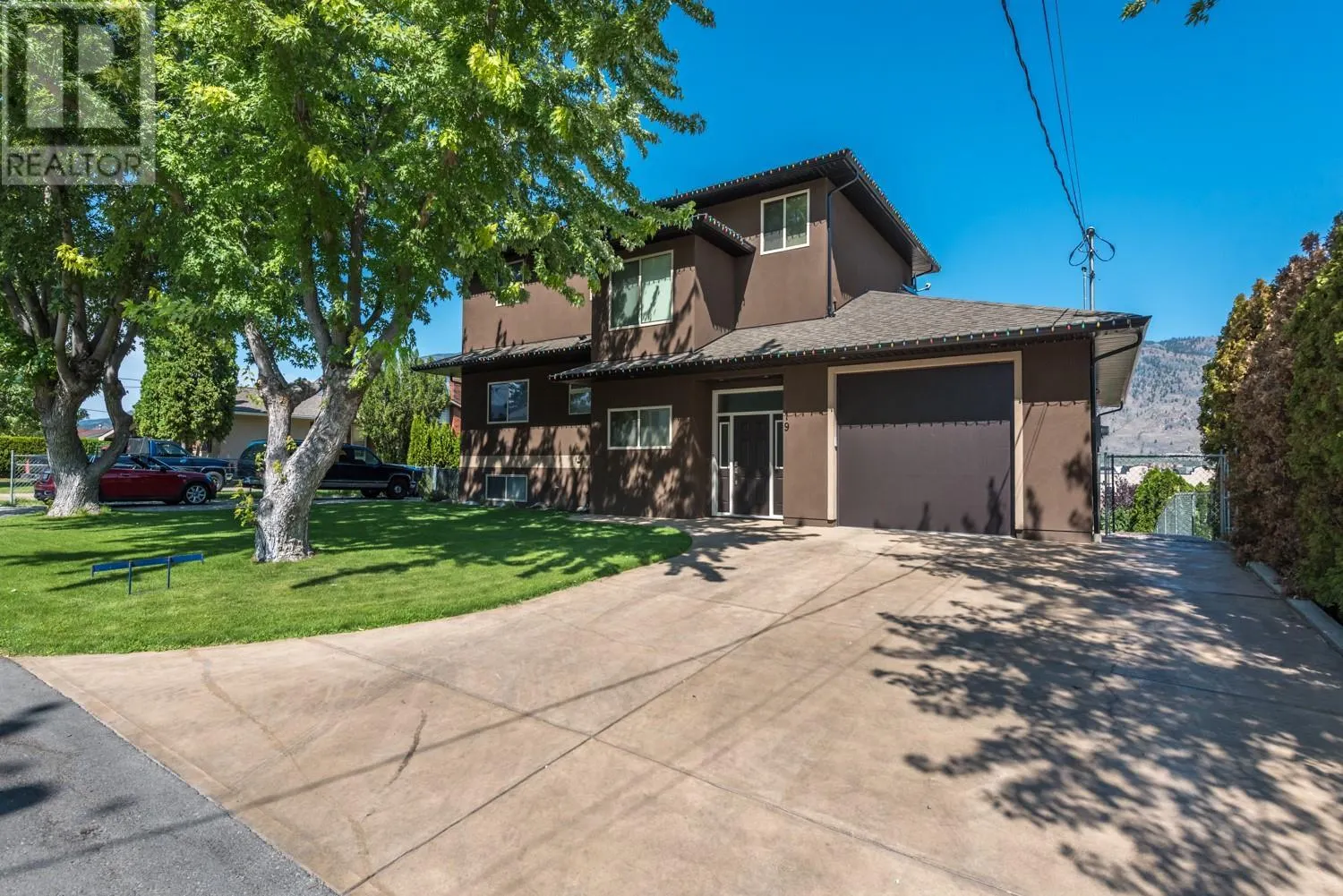 19 FINCH Crescent