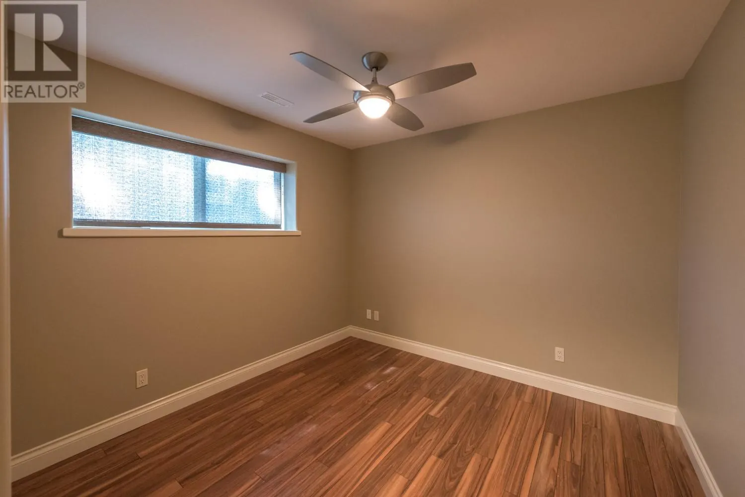 19 FINCH Crescent