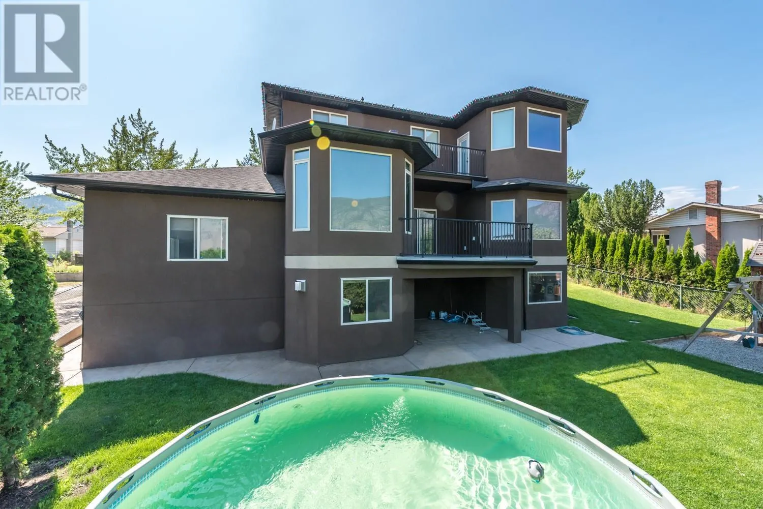 19 FINCH Crescent