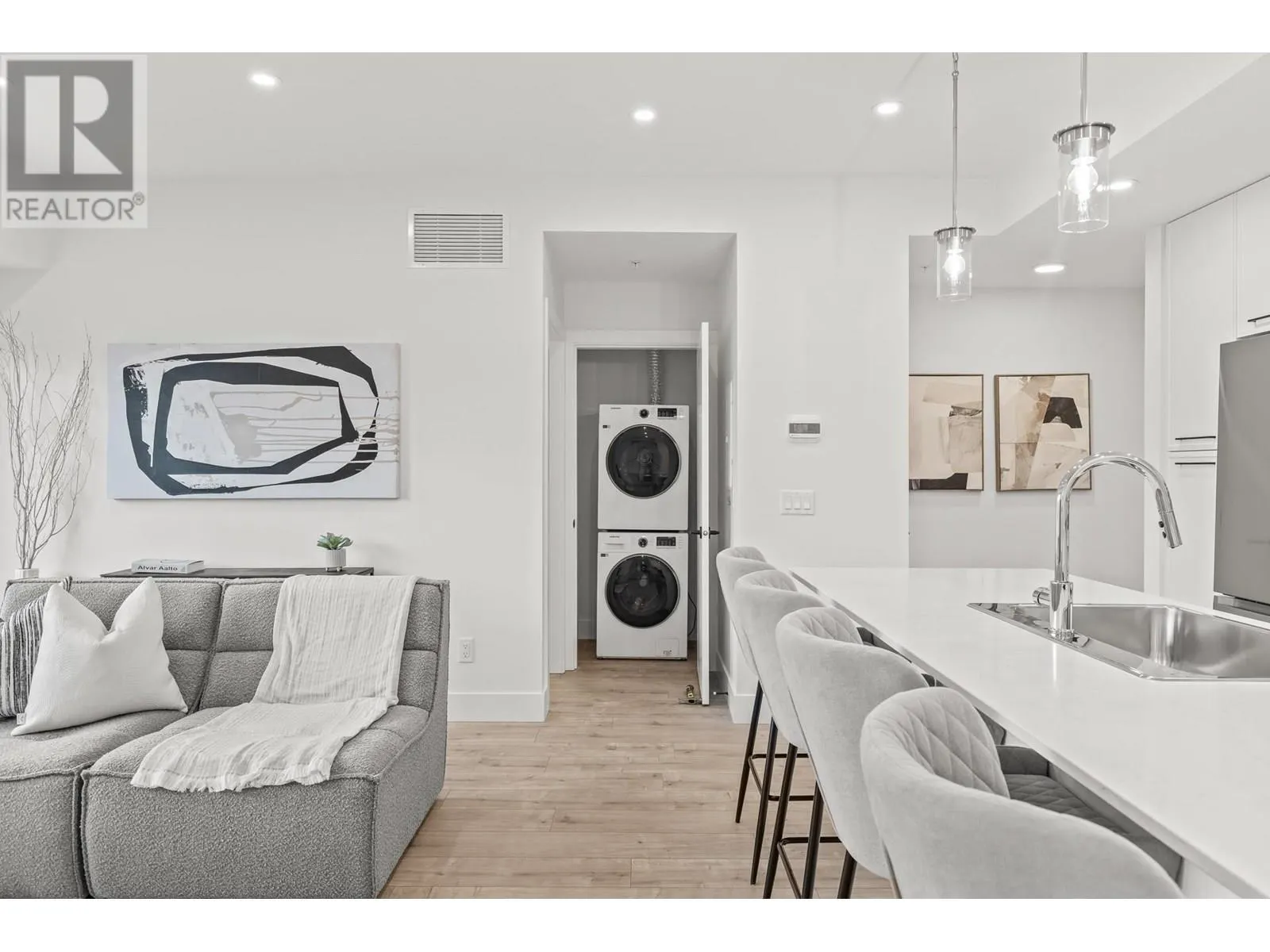 1220 Pacific Avenue Unit# 307