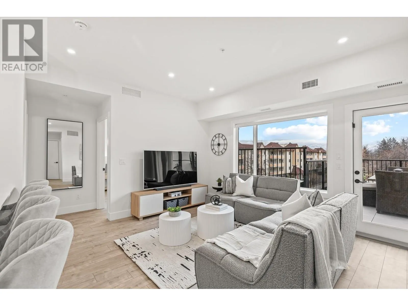 1220 Pacific Avenue Unit# 307