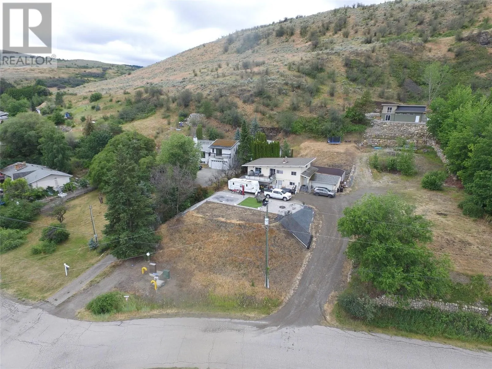6602/6594 Goose Lake Road