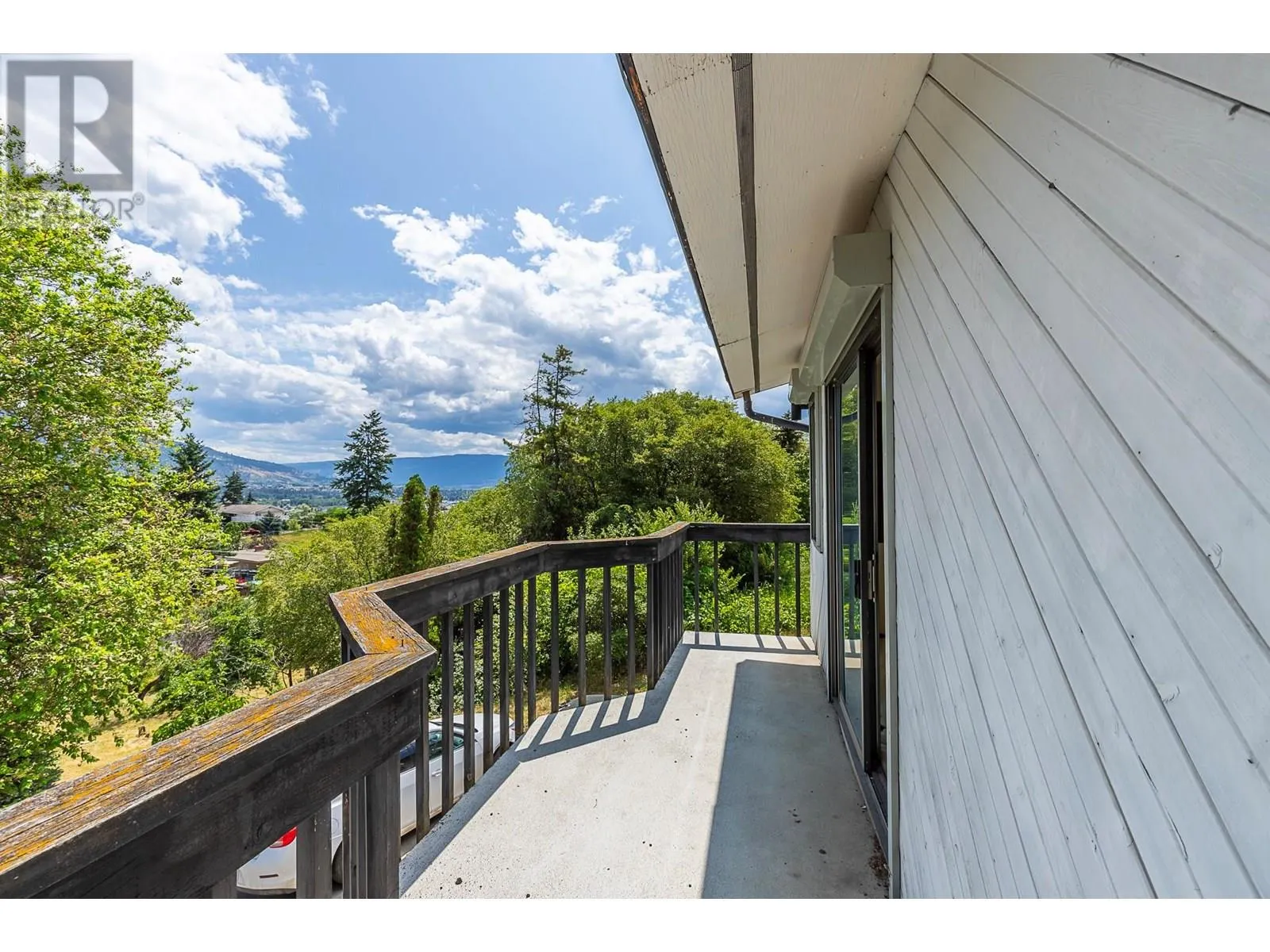 6602/6594 Goose Lake Road