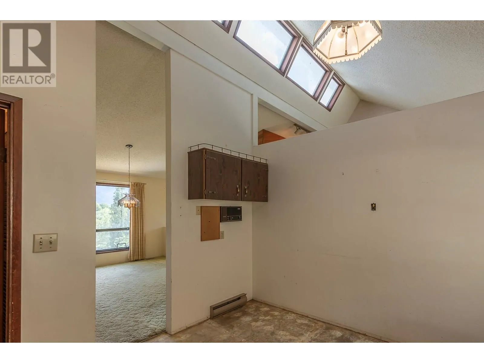 6602/6594 Goose Lake Road