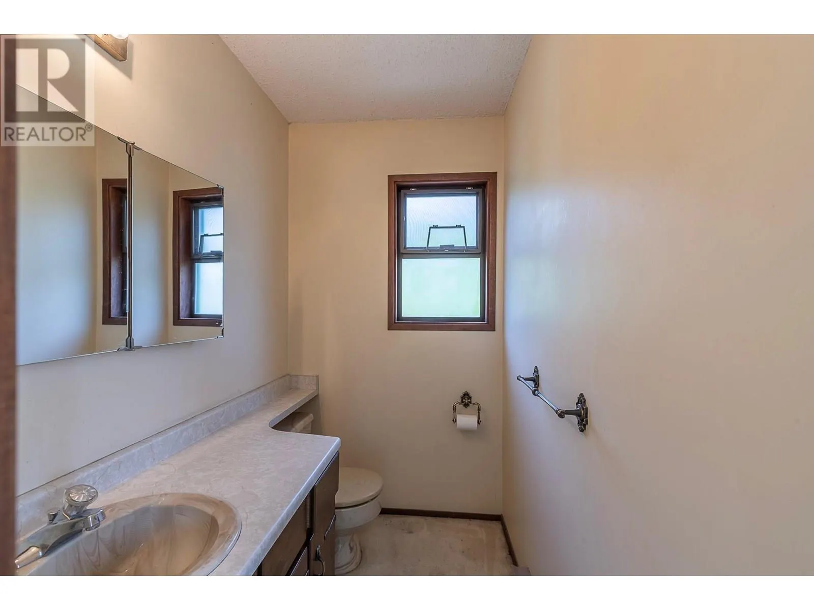 6602/6594 Goose Lake Road