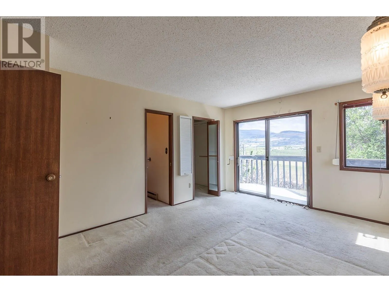 6602/6594 Goose Lake Road