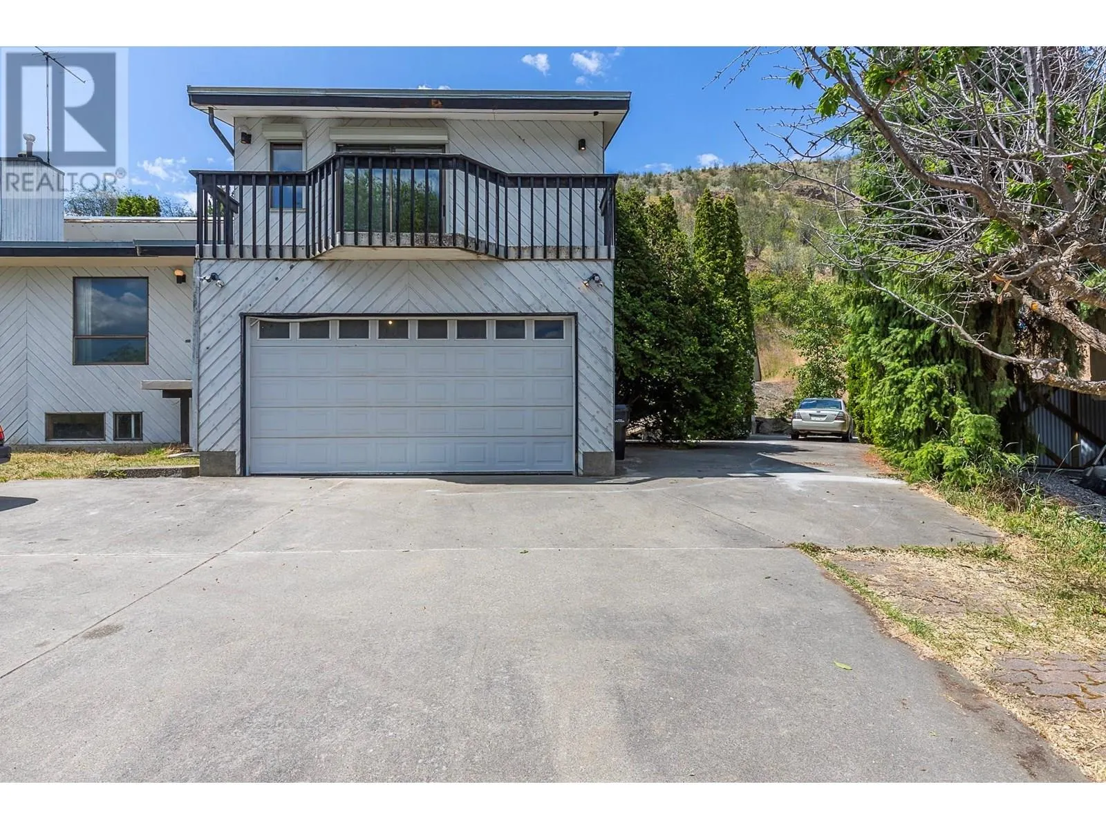 6602/6594 Goose Lake Road