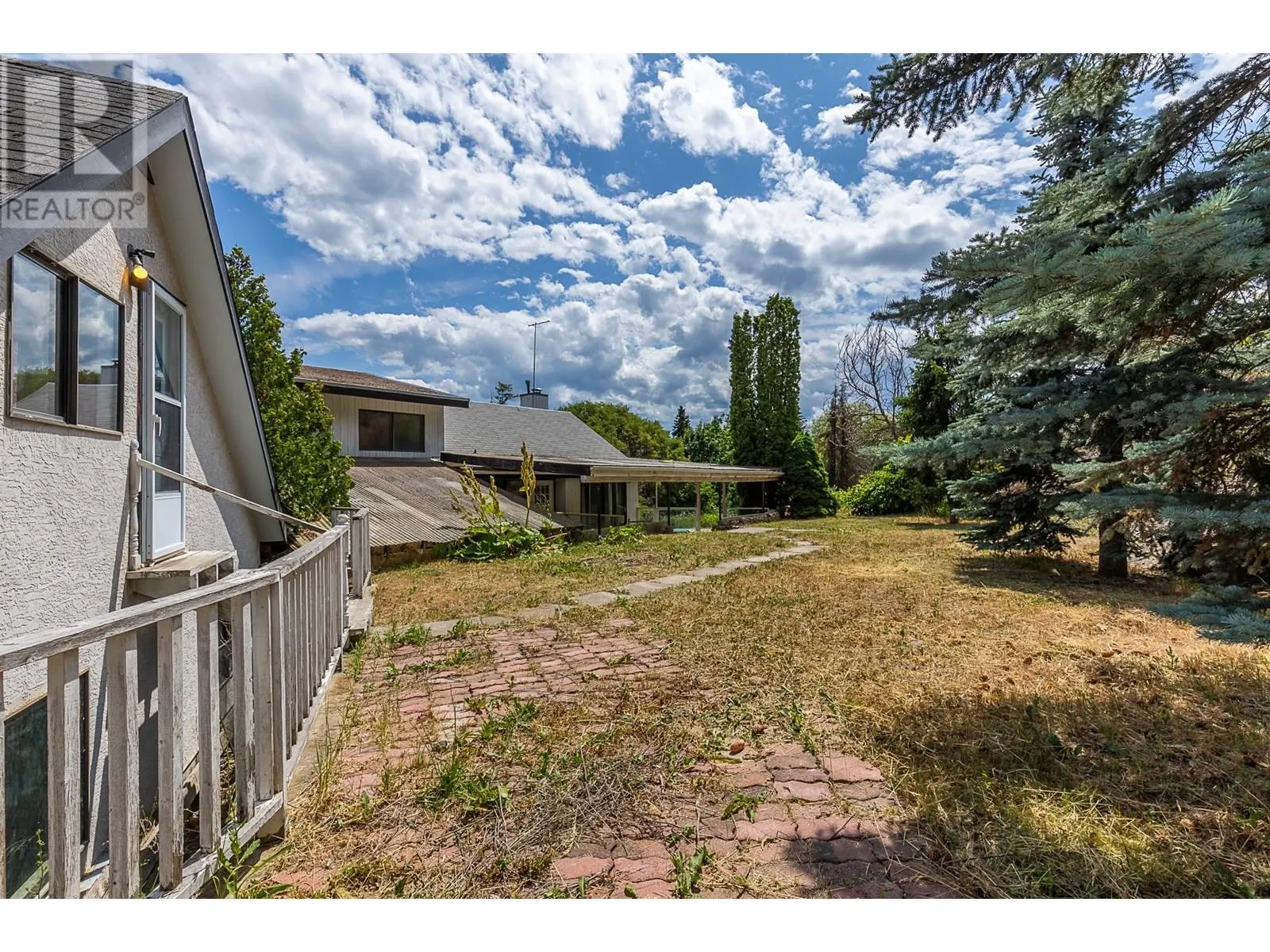 6602/6594 Goose Lake Road