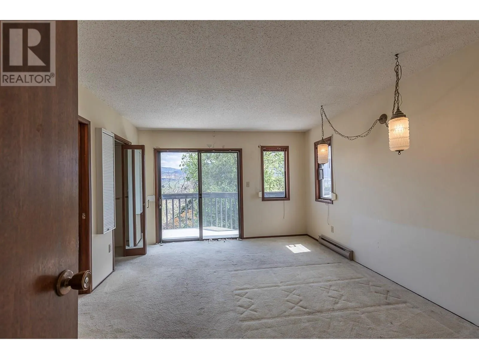 6602/6594 Goose Lake Road