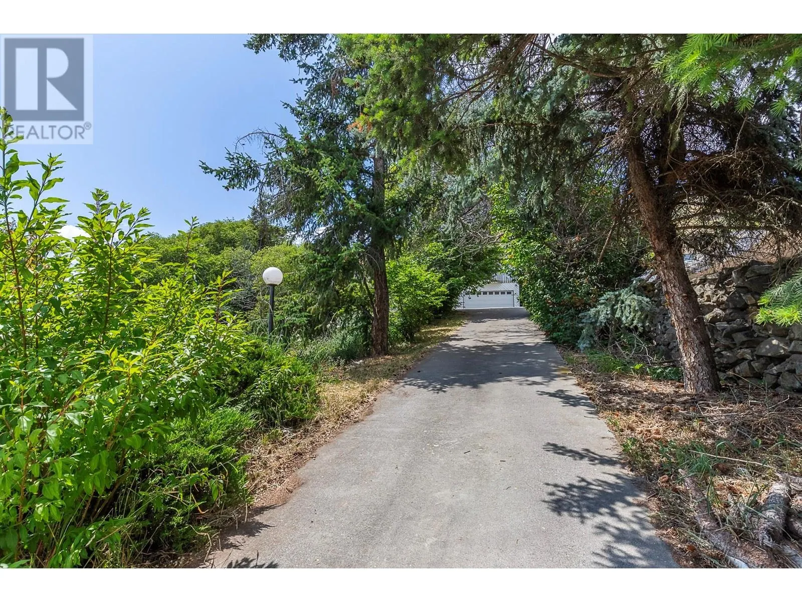 6602/6594 Goose Lake Road