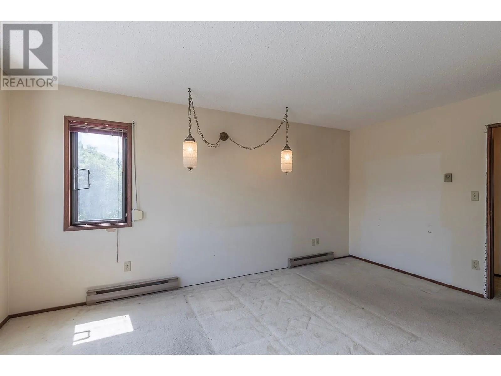 6602/6594 Goose Lake Road