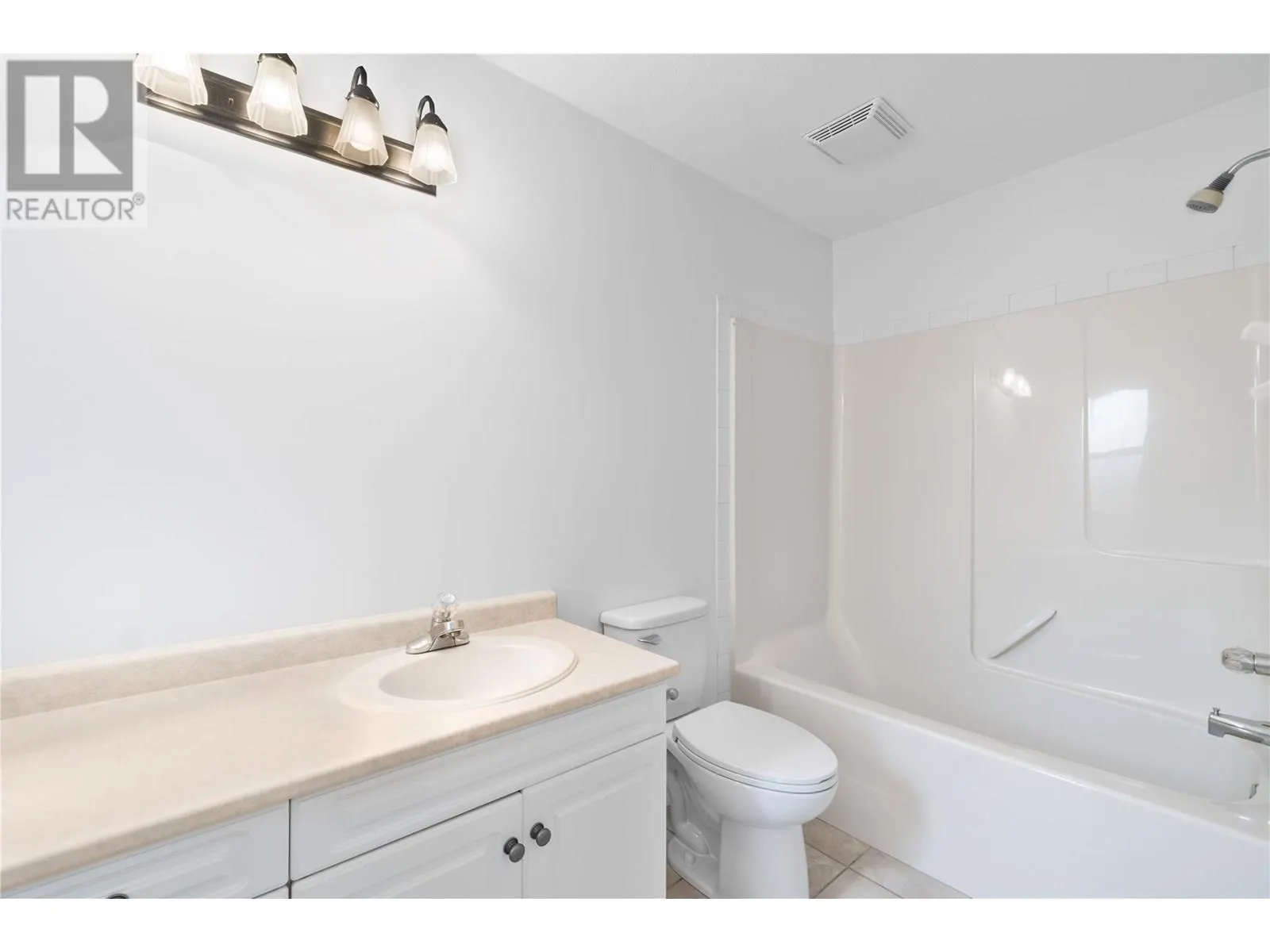 313 Whitman Road Unit# 18