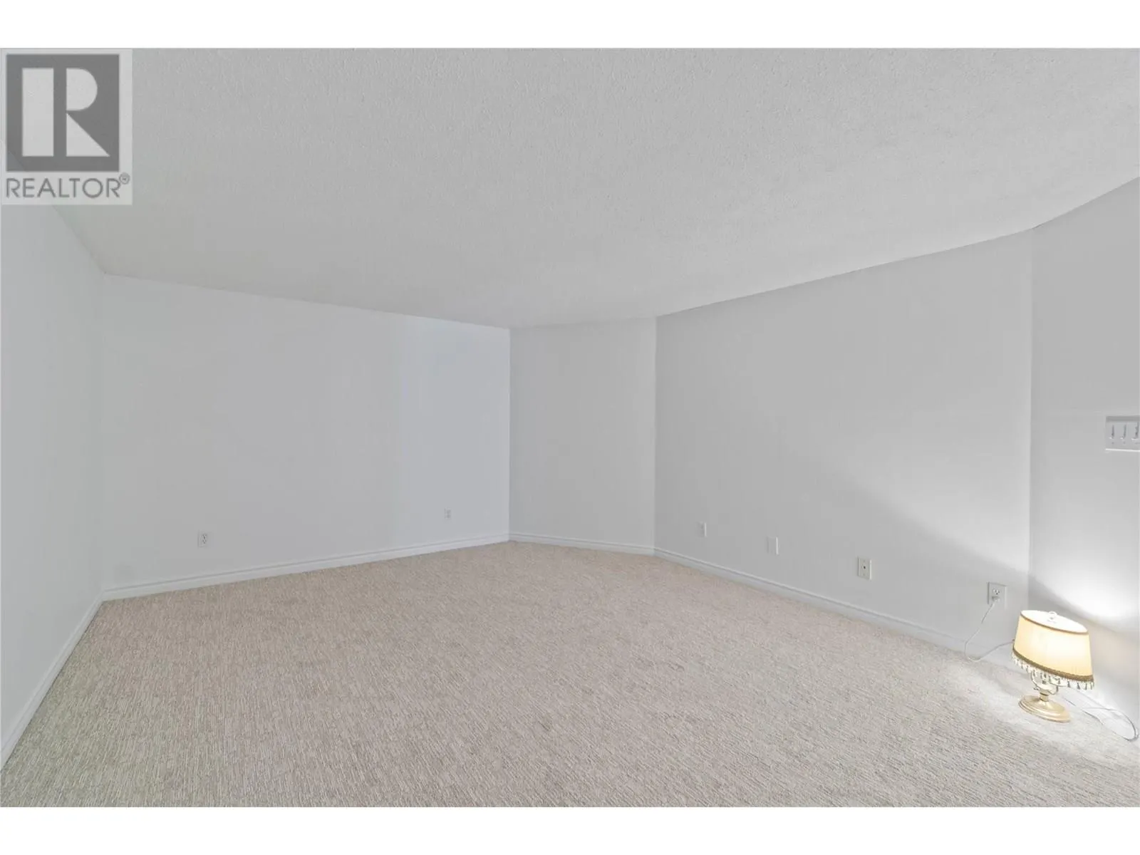 313 Whitman Road Unit# 18