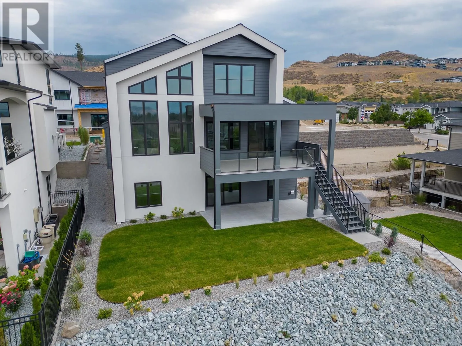 4964 Bucktail Lane
