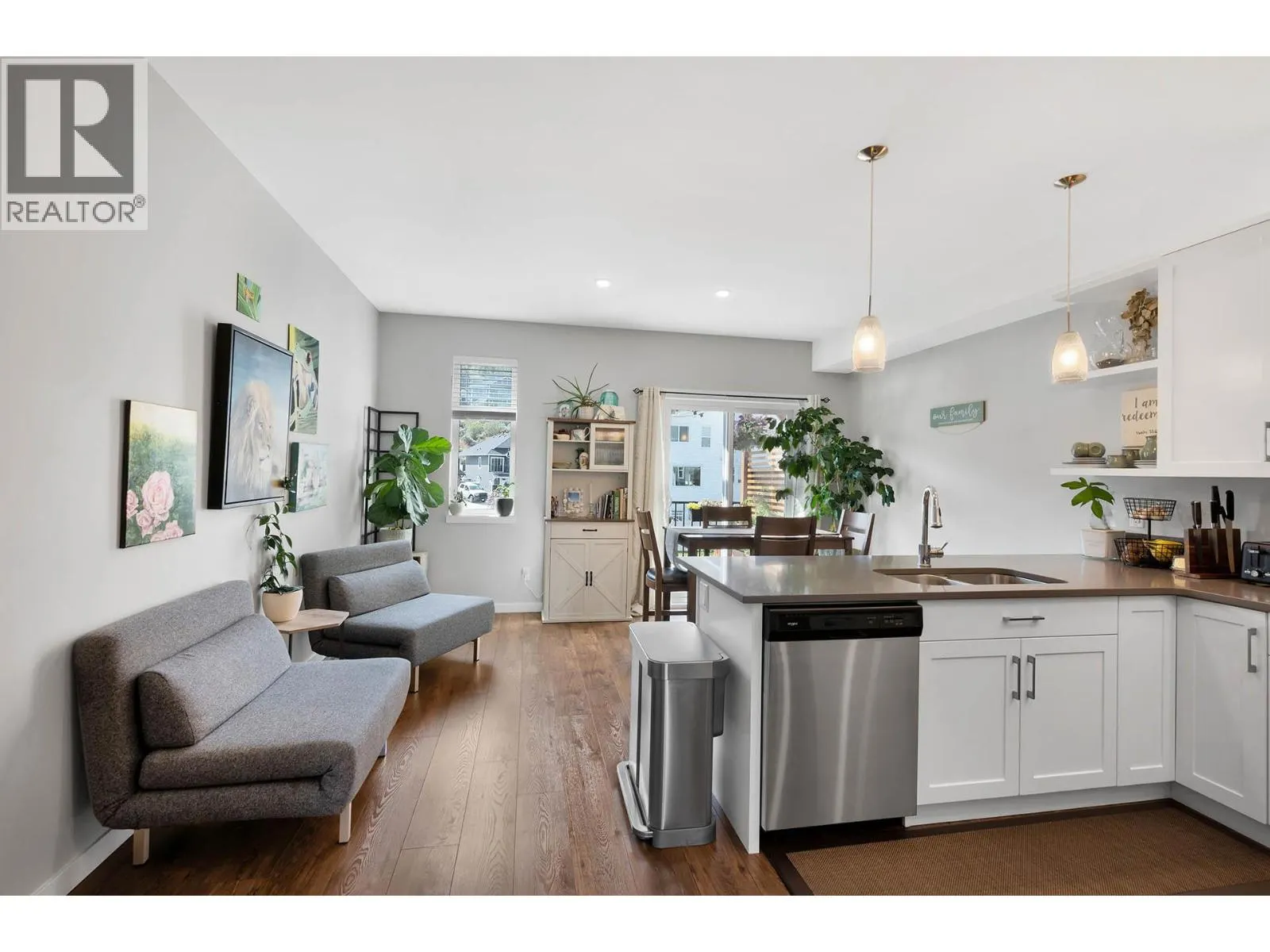 1951 QU'APPELLE Boulevard Unit# 124