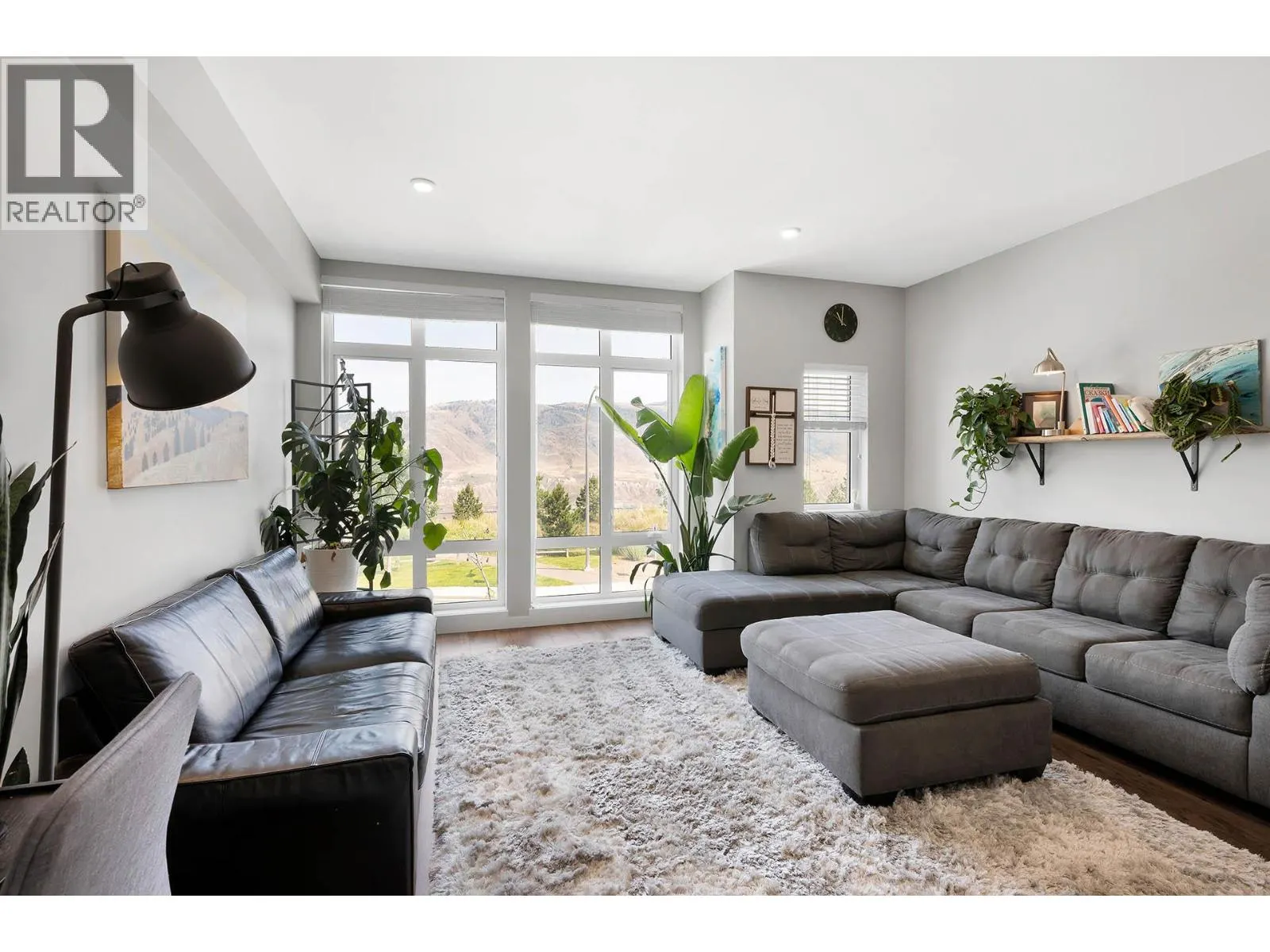 1951 QU'APPELLE Boulevard Unit# 124
