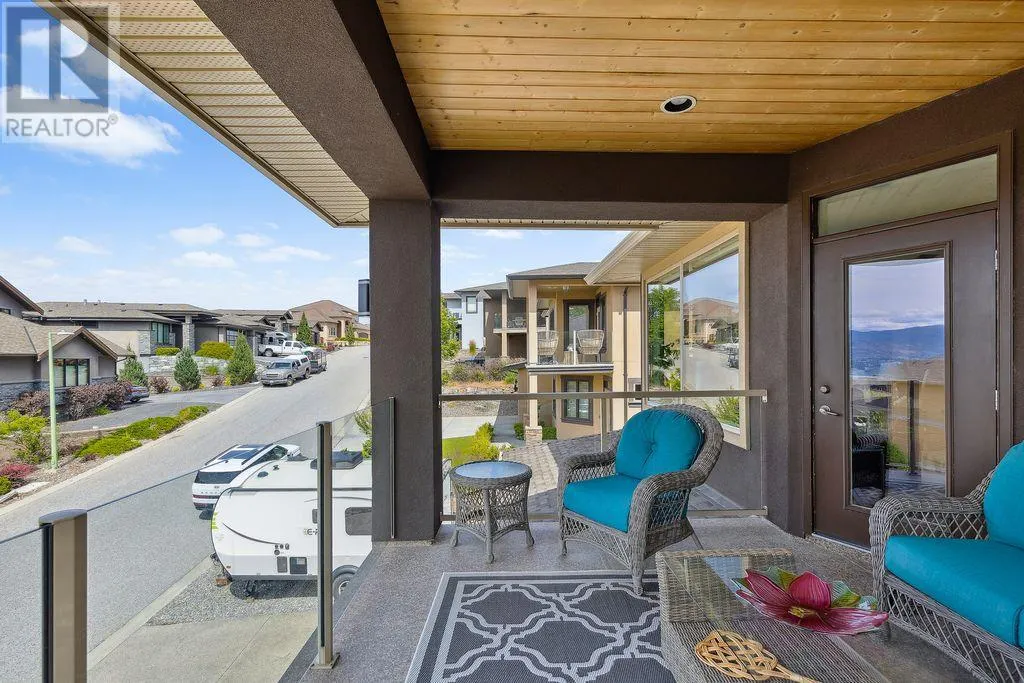839 Clarance Avenue