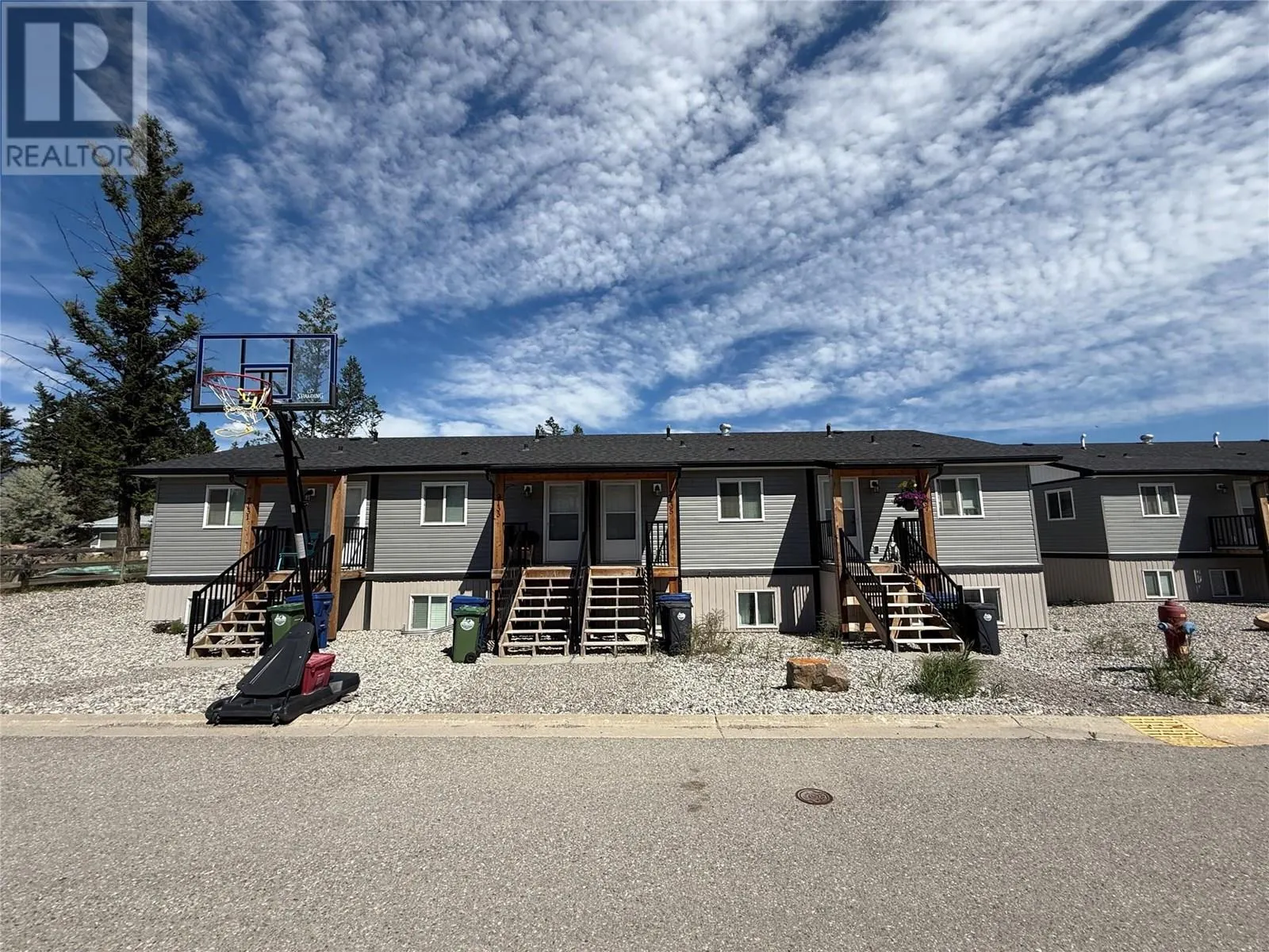2133 14 Avenue Unit# 2