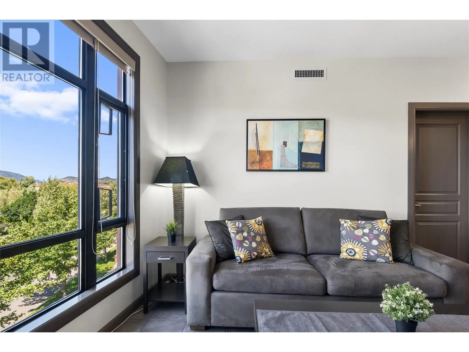 654 Cook Road Unit# 406