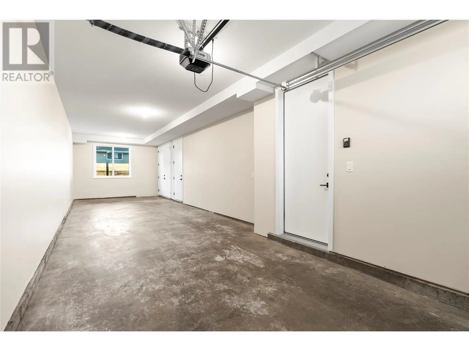 3907 26 Street Unit# 1