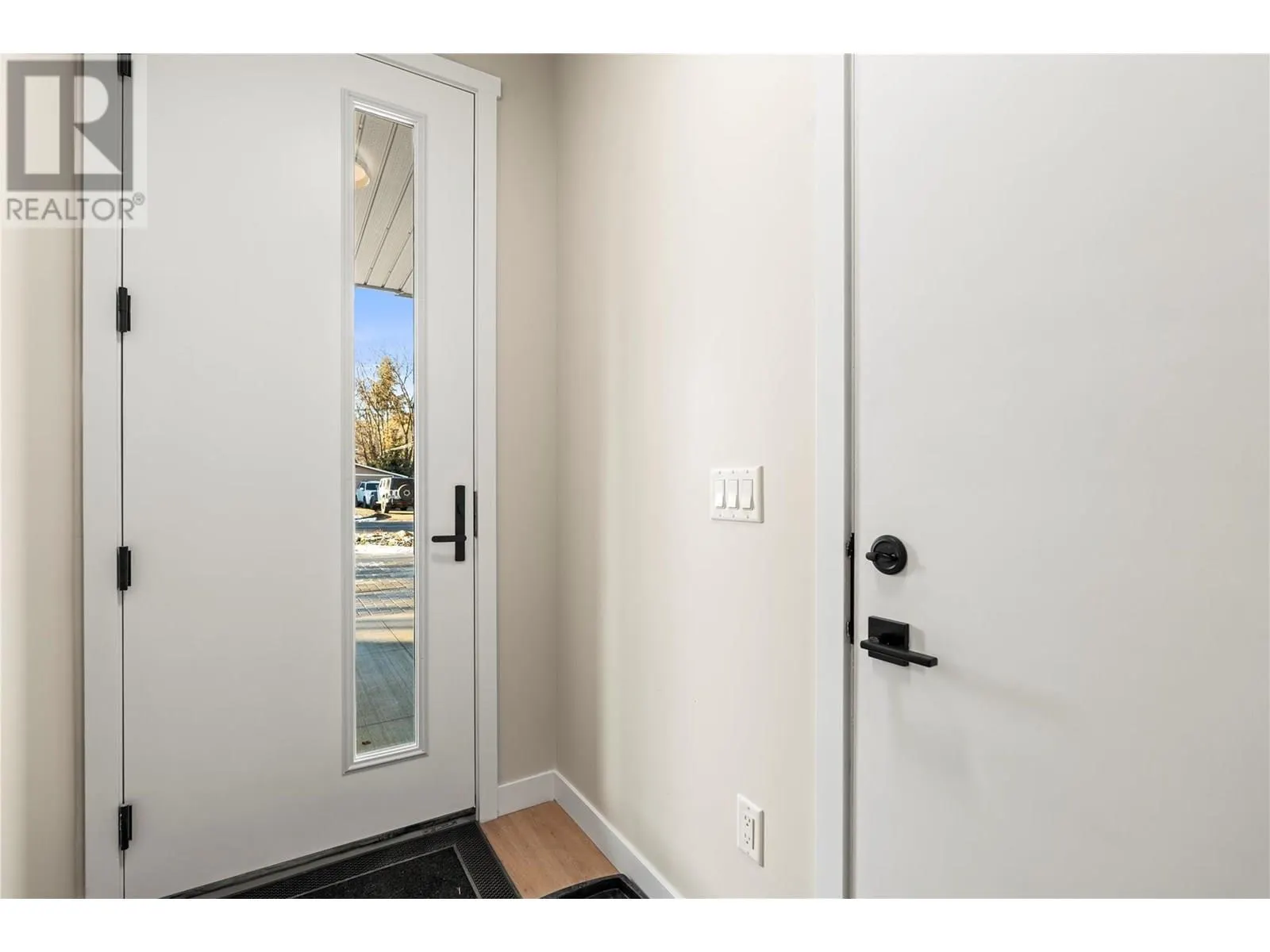 3907 26 Street Unit# 1