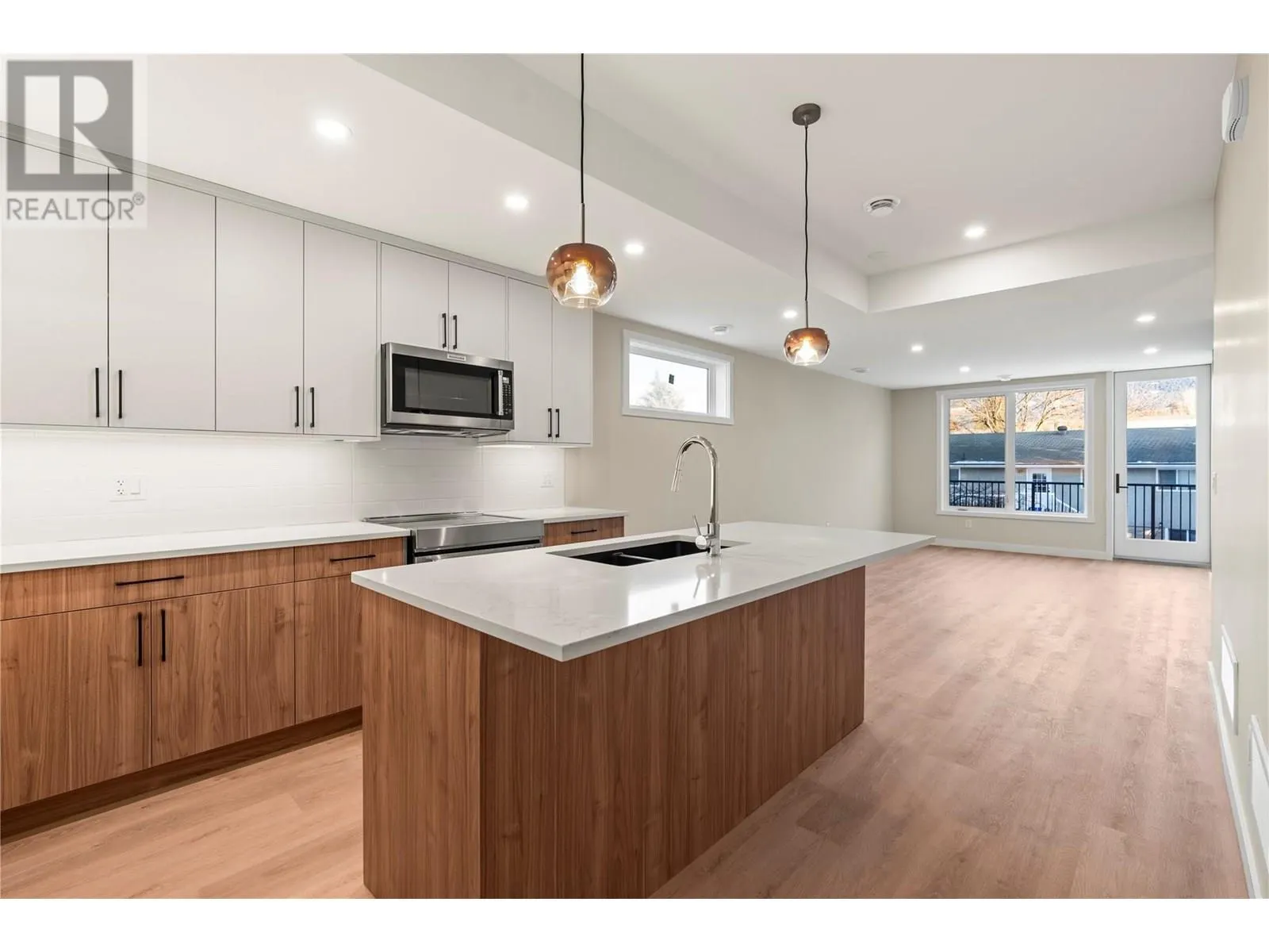 3907 26 Street Unit# 1