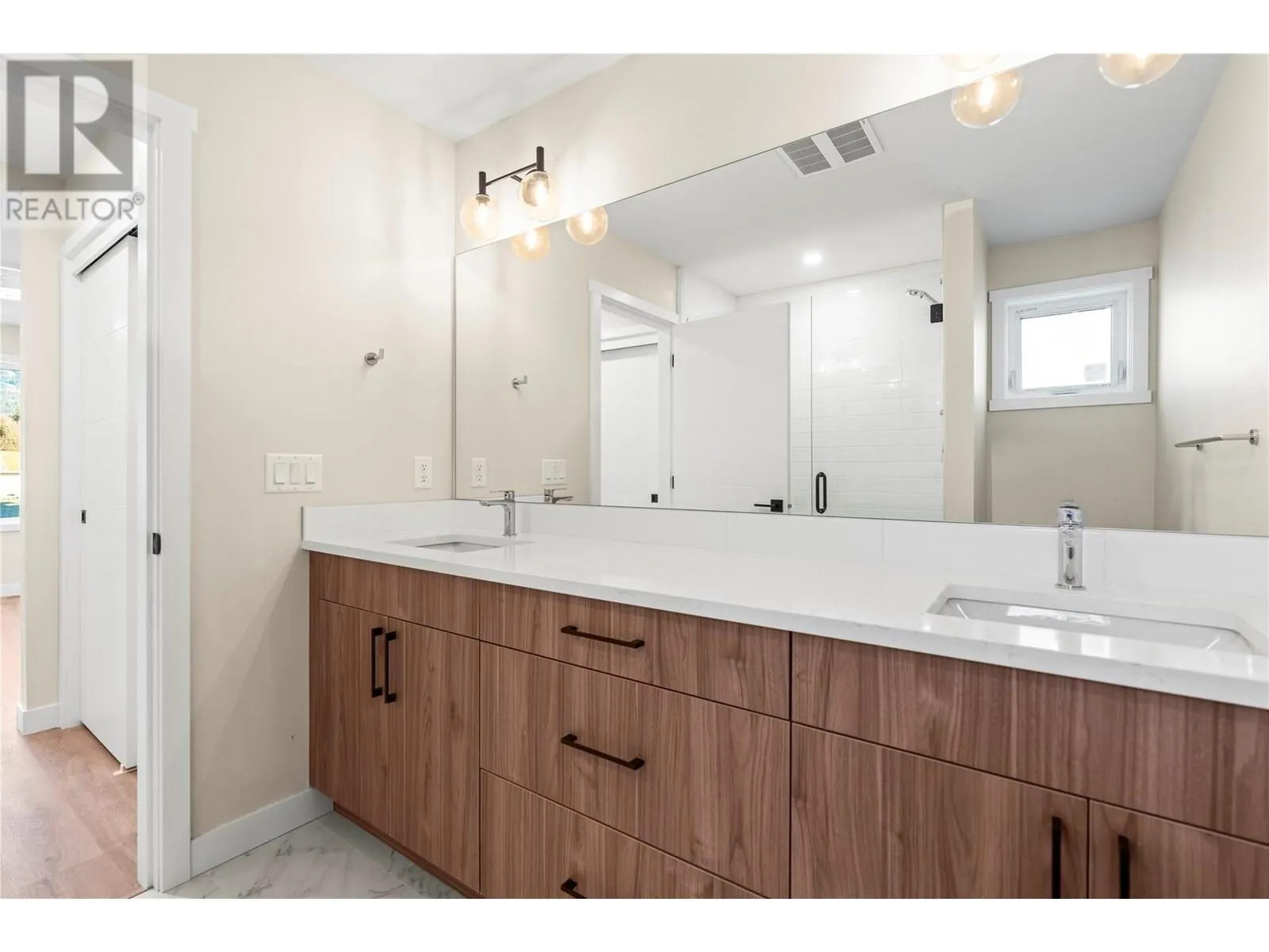 3907 26 Street Unit# 1