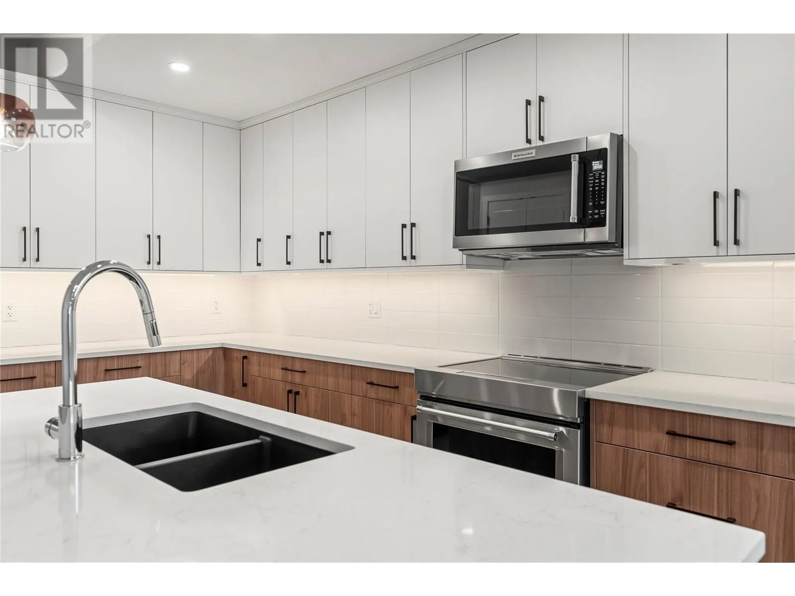 3907 26 Street Unit# 1