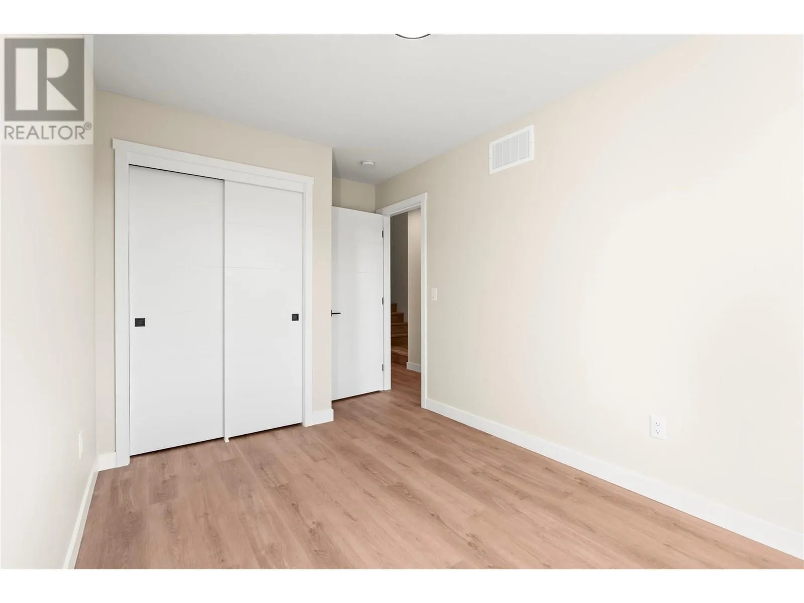 3907 26 Street Unit# 1