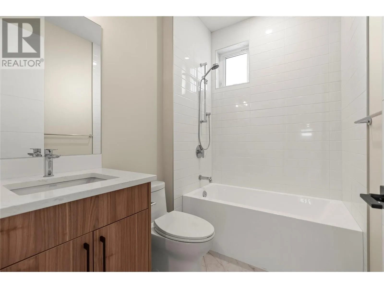 3907 26 Street Unit# 1