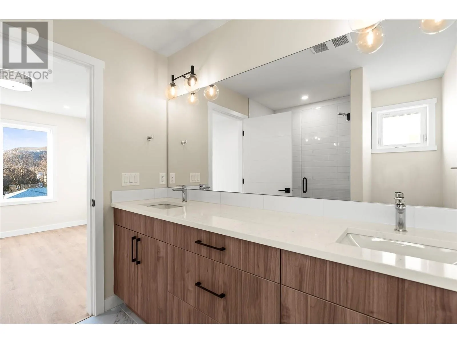 3907 26 Street Unit# 3