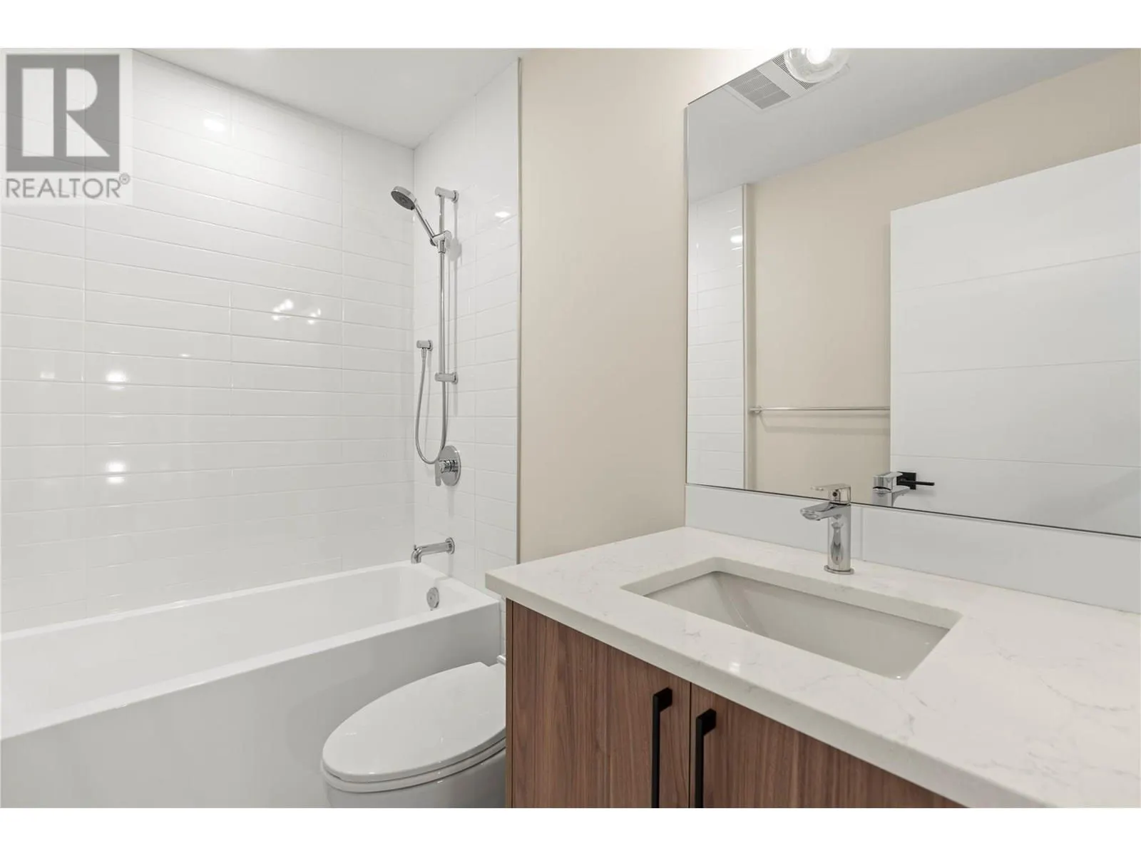 3907 26 Street Unit# 3