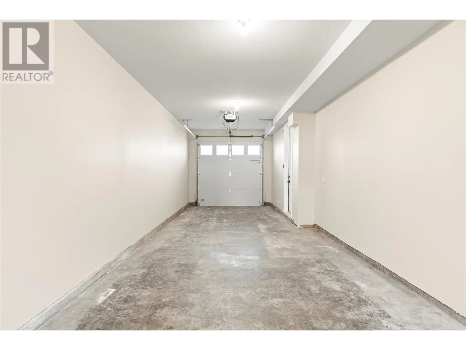 3907 26 Street Unit# 3