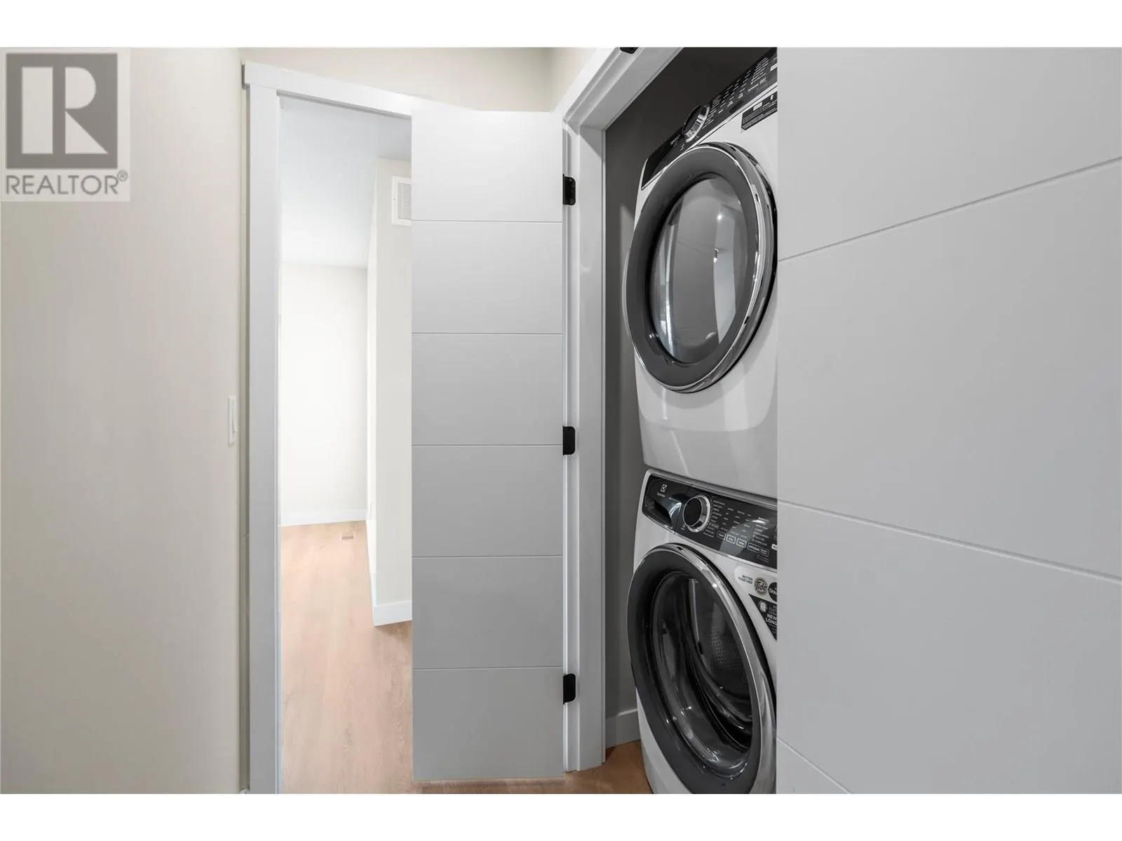 3907 26 Street Unit# 3