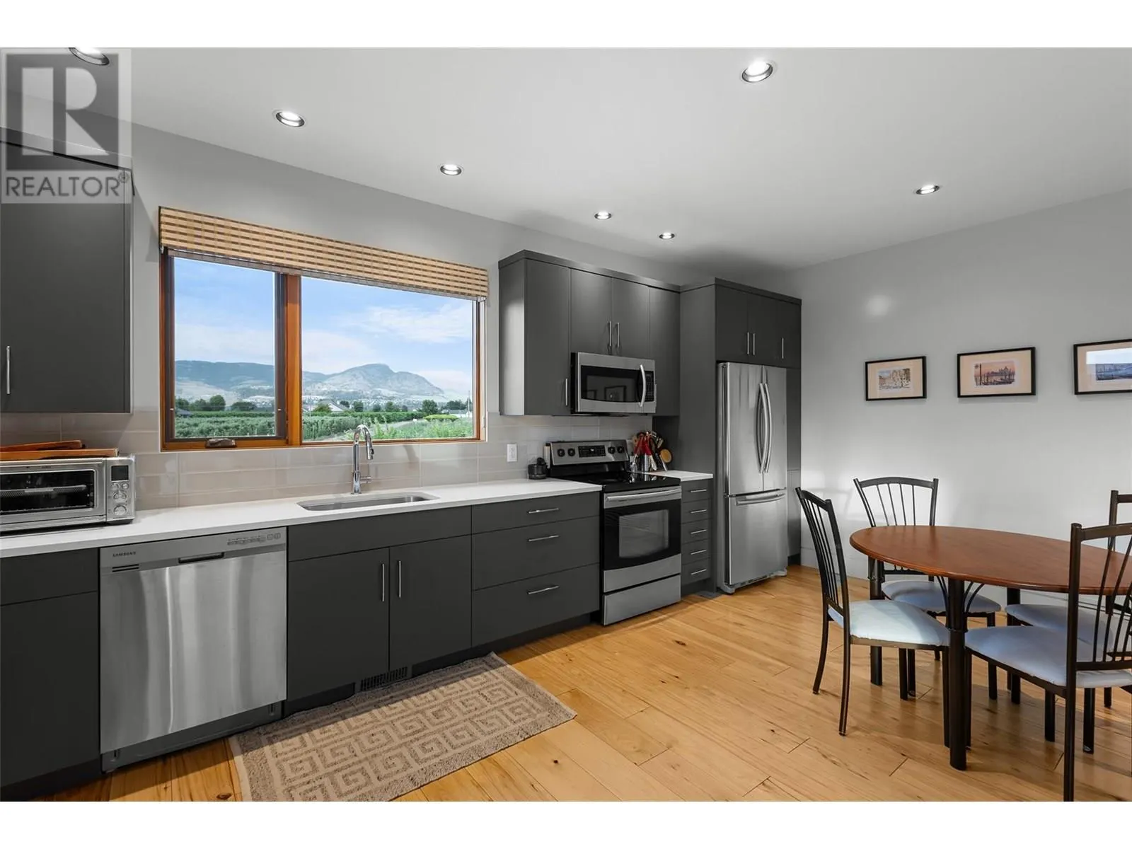 3194 Dunster Road