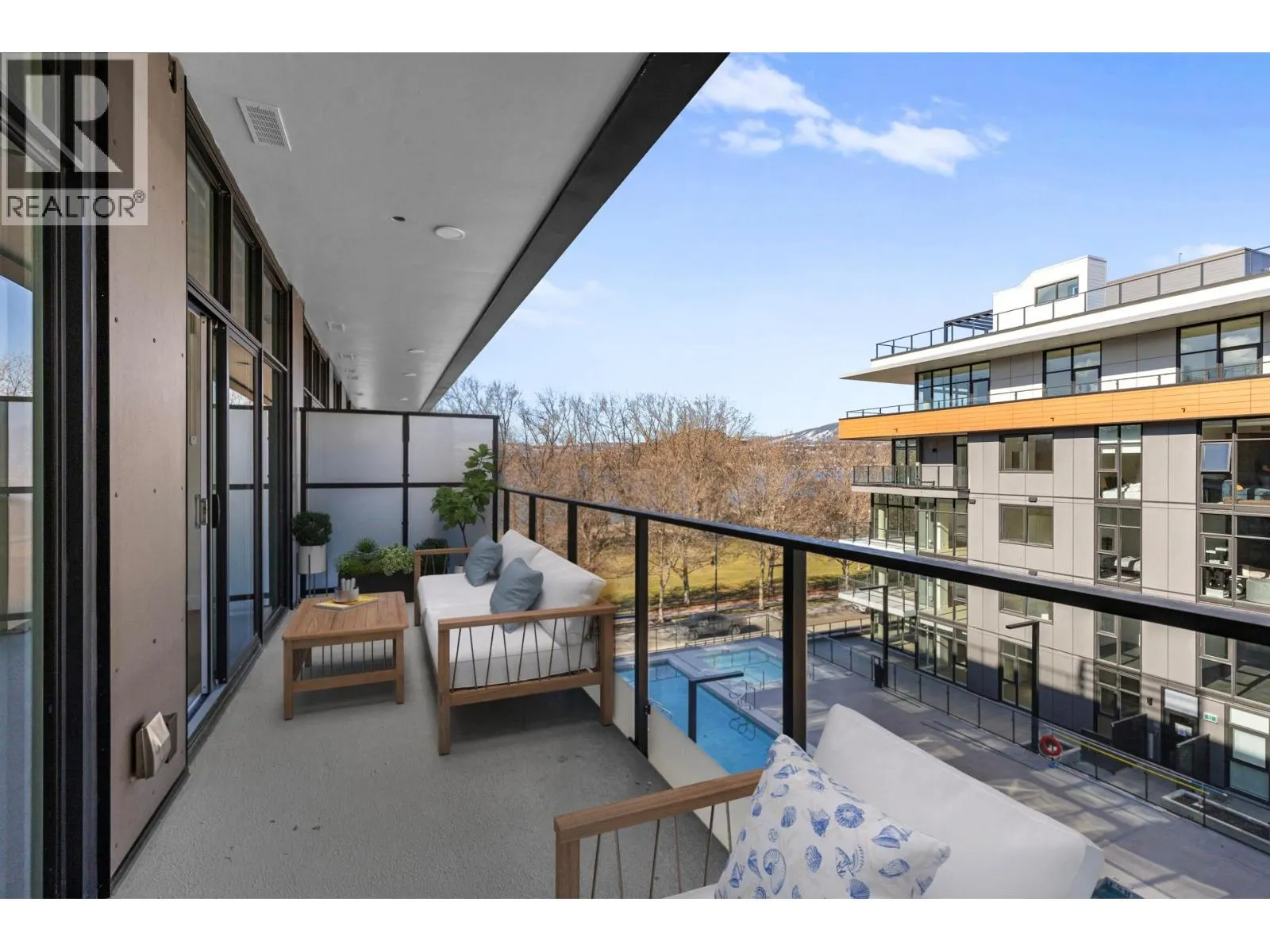 3409 Lakeshore Road Unit# 501S
