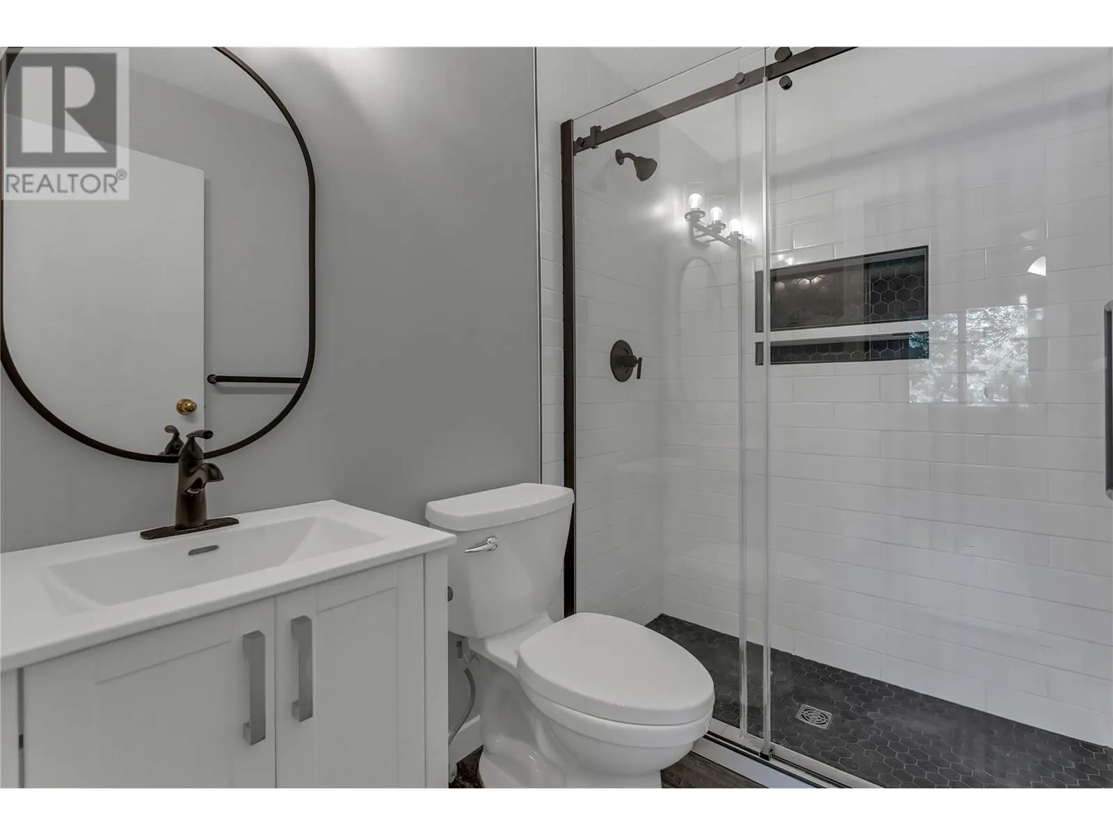 735 Cook Road Unit# 207C