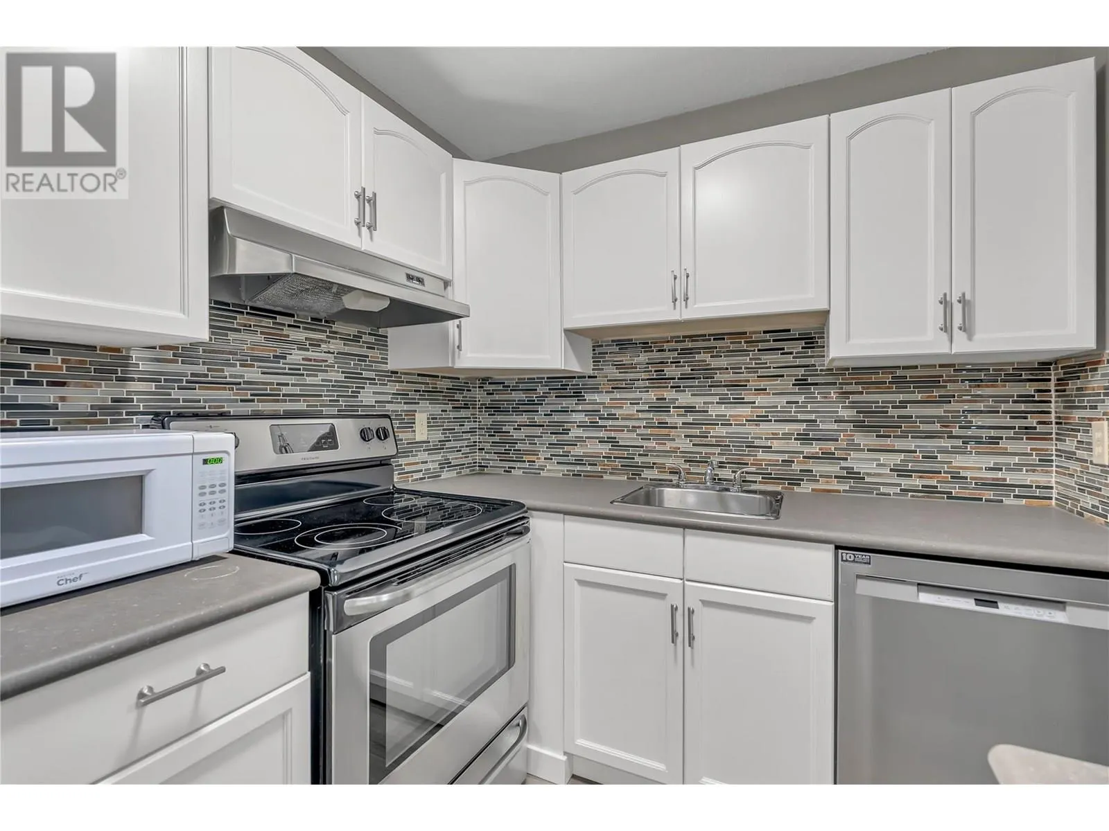735 Cook Road Unit# 207C
