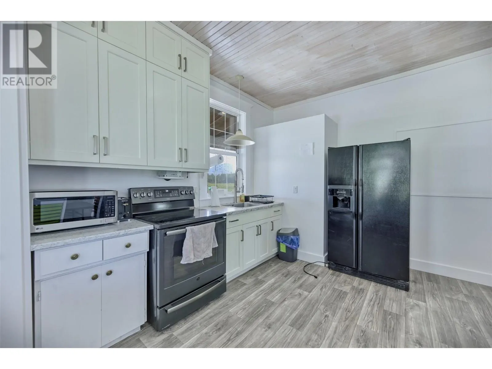 2703 4th Street