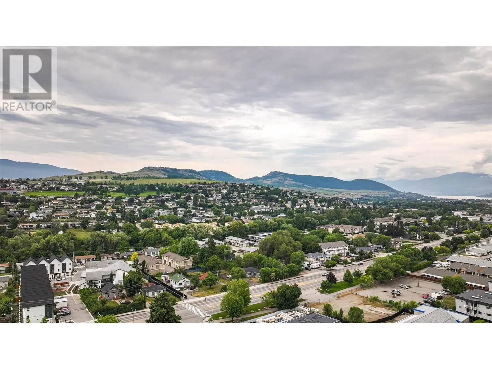 3608 27 Avenue Unit# 212