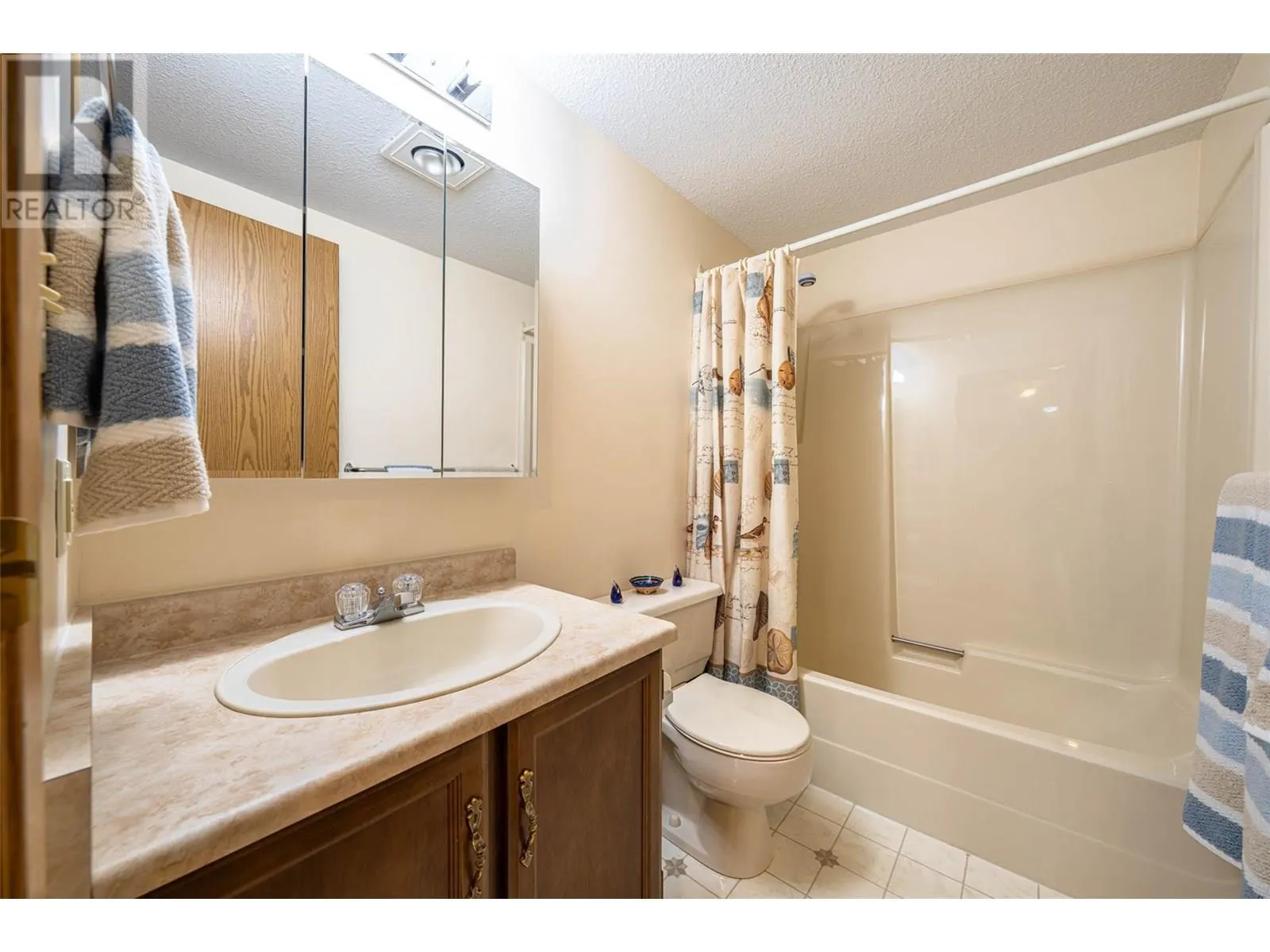 3608 27 Avenue Unit# 212