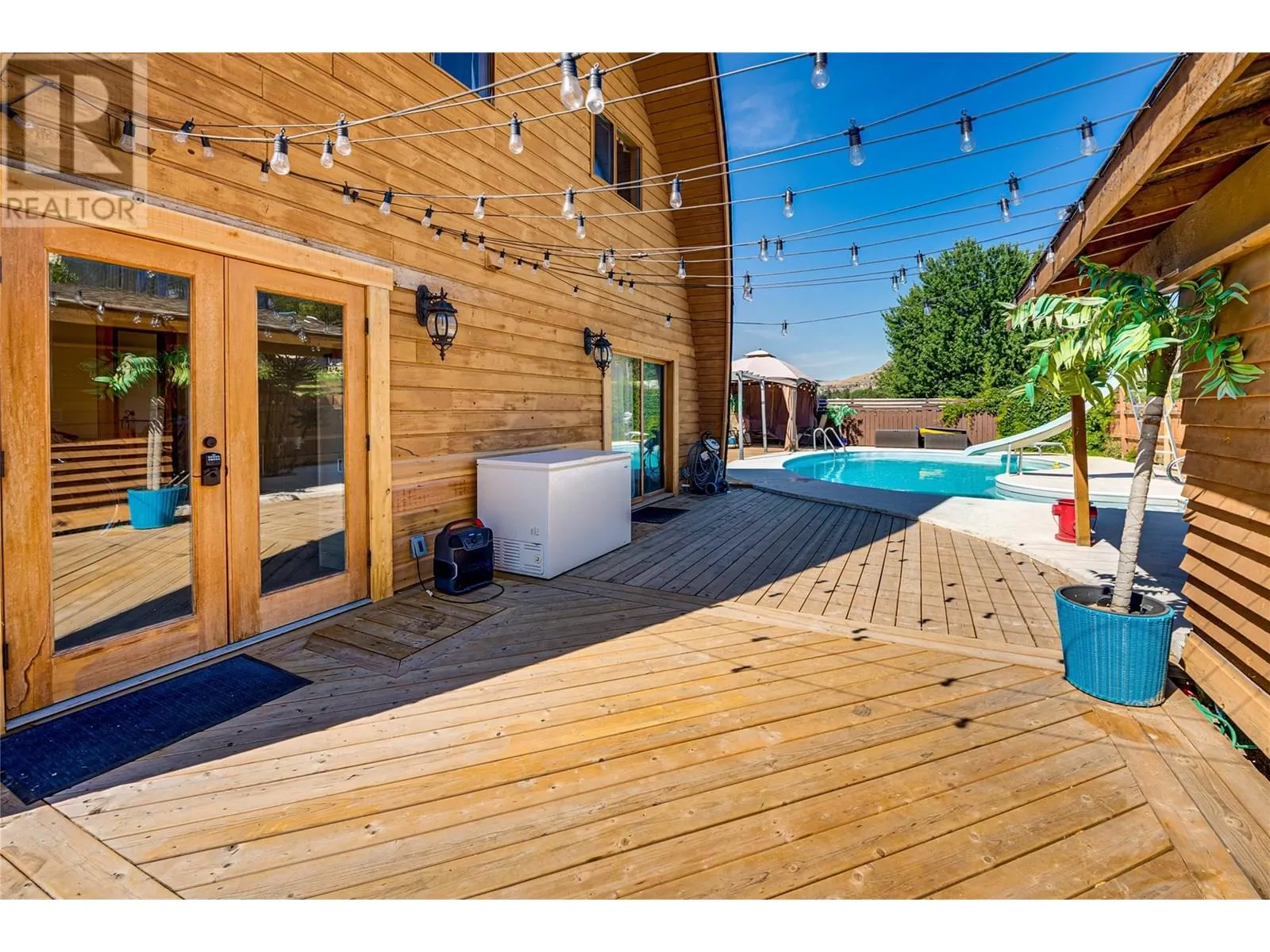 5867 Bella Vista Road