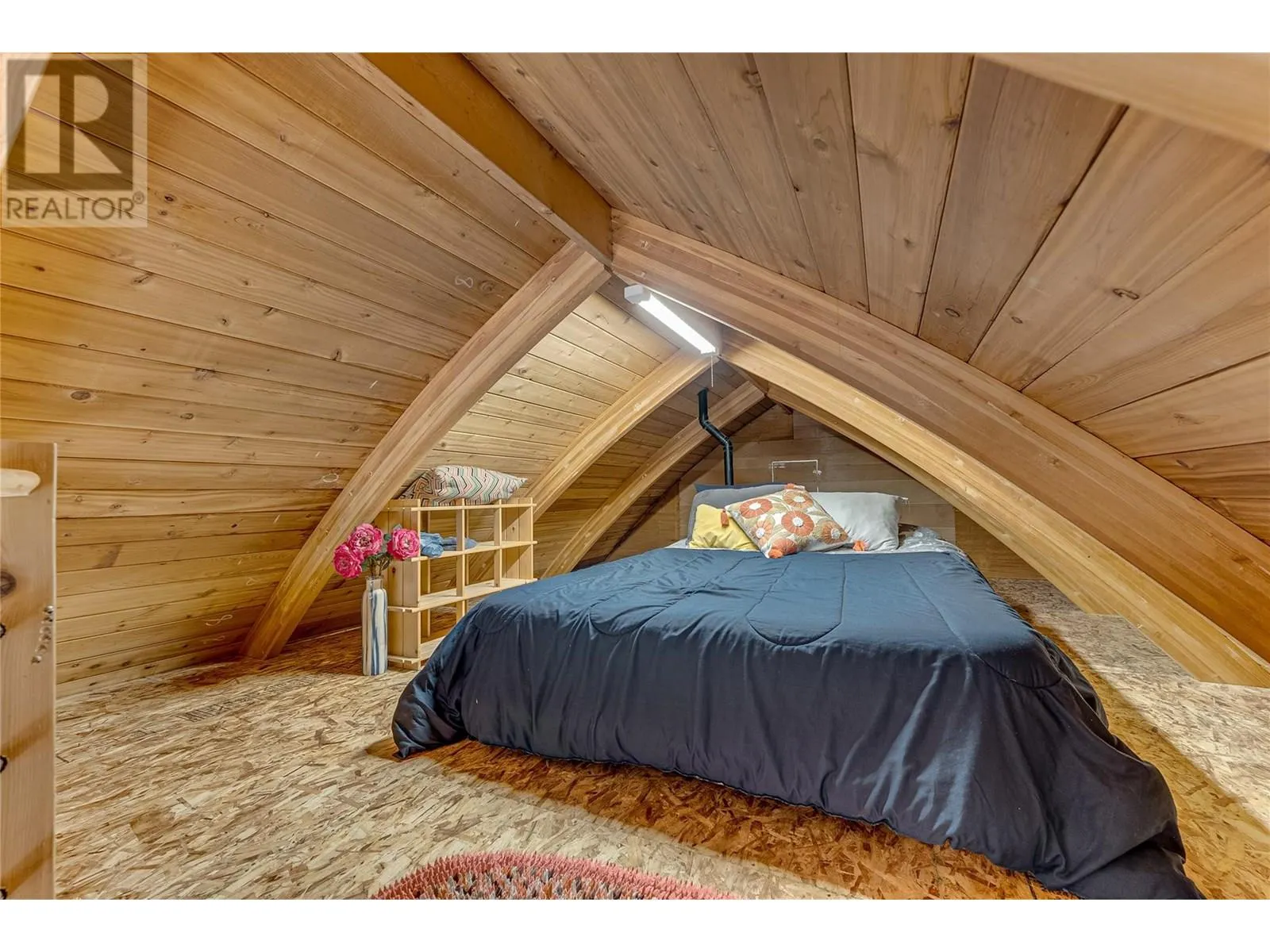 5867 Bella Vista Road