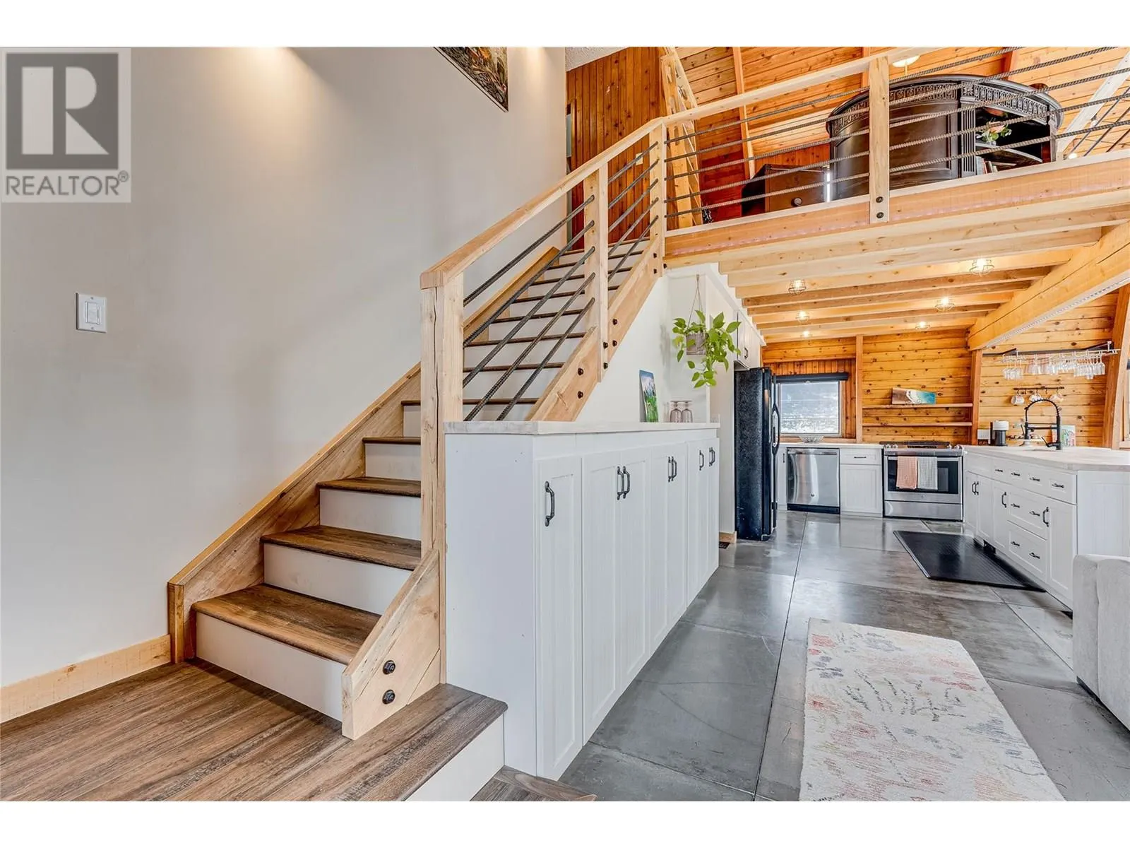 5867 Bella Vista Road