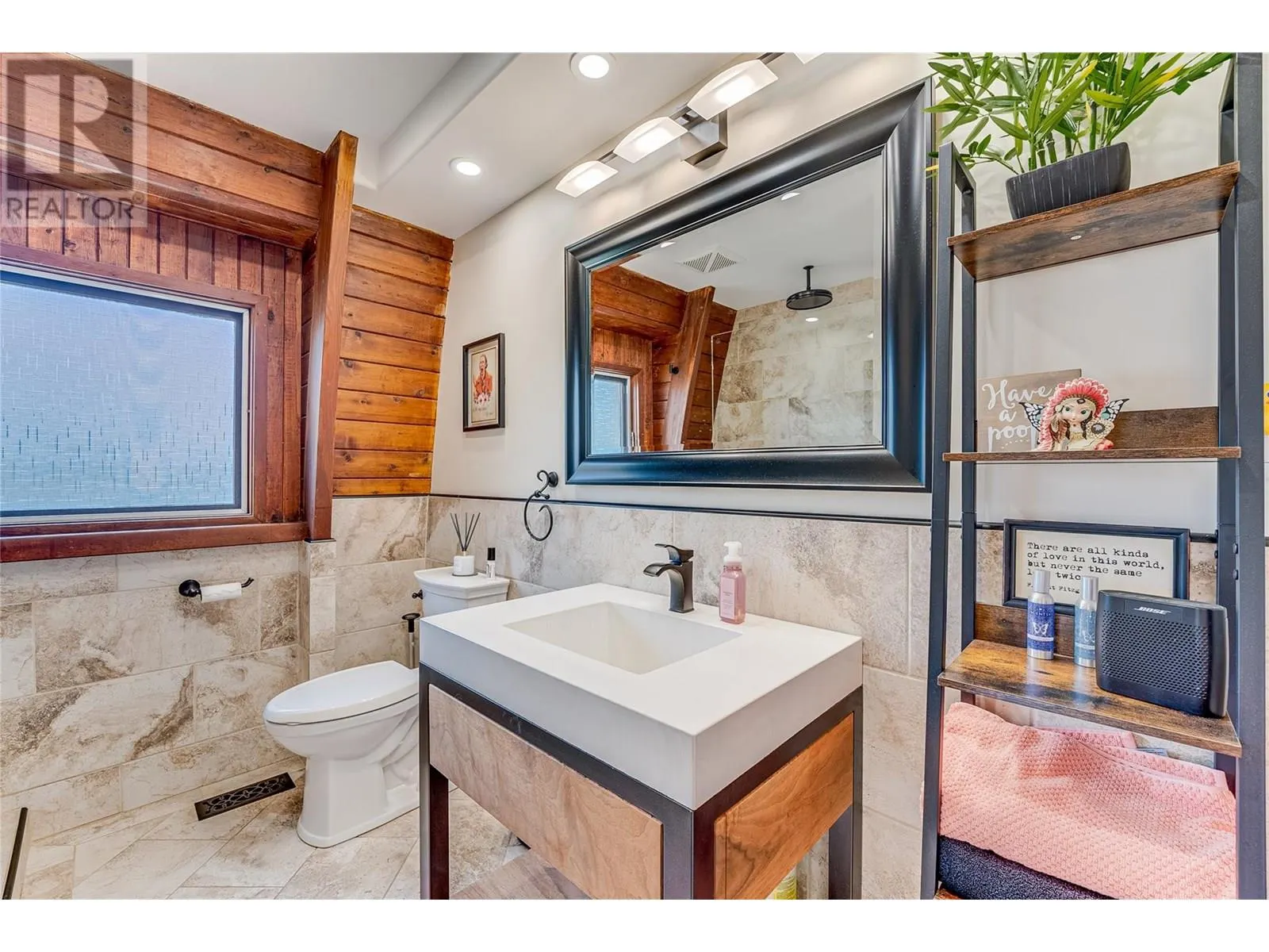 5867 Bella Vista Road