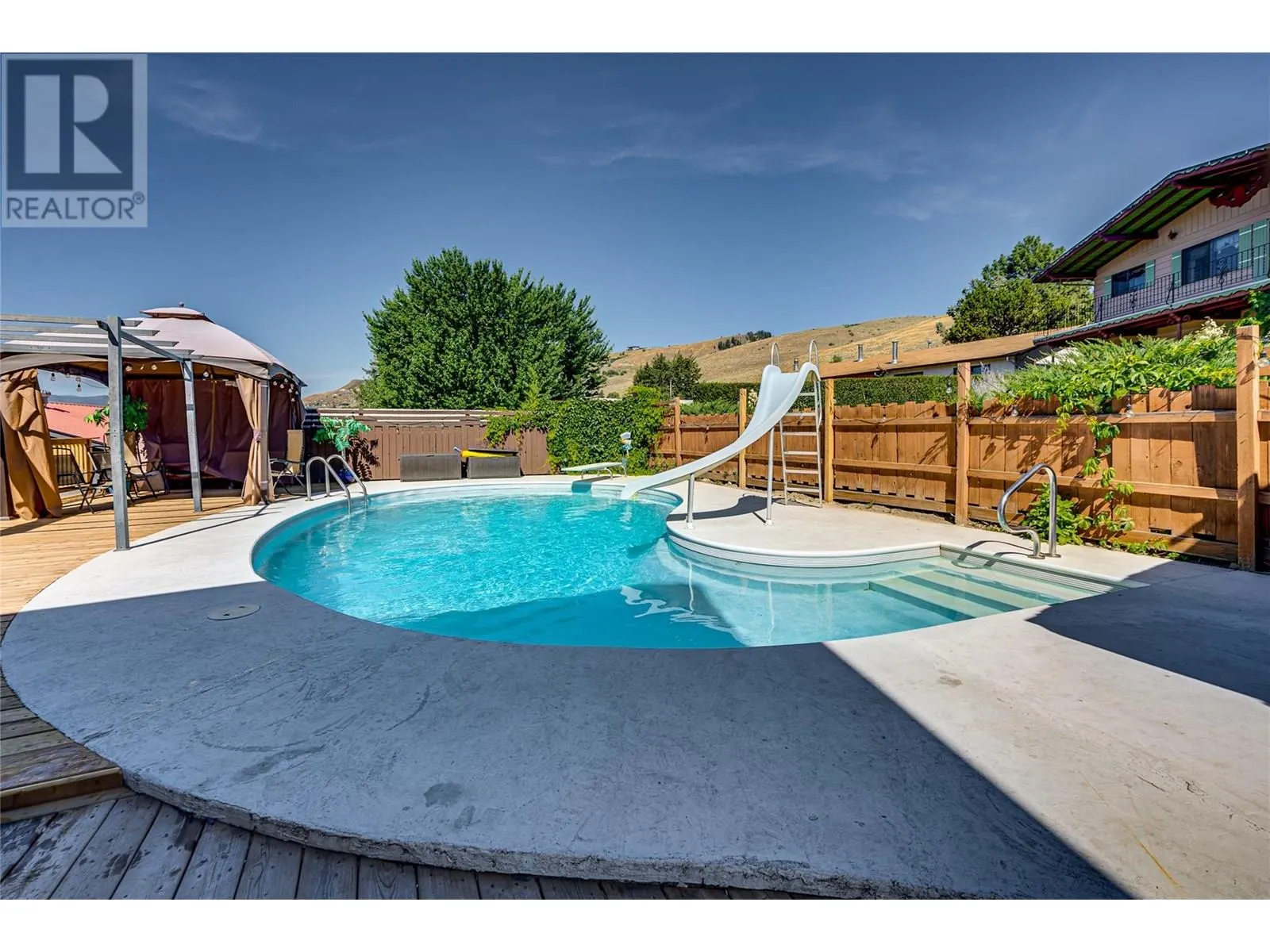 5867 Bella Vista Road