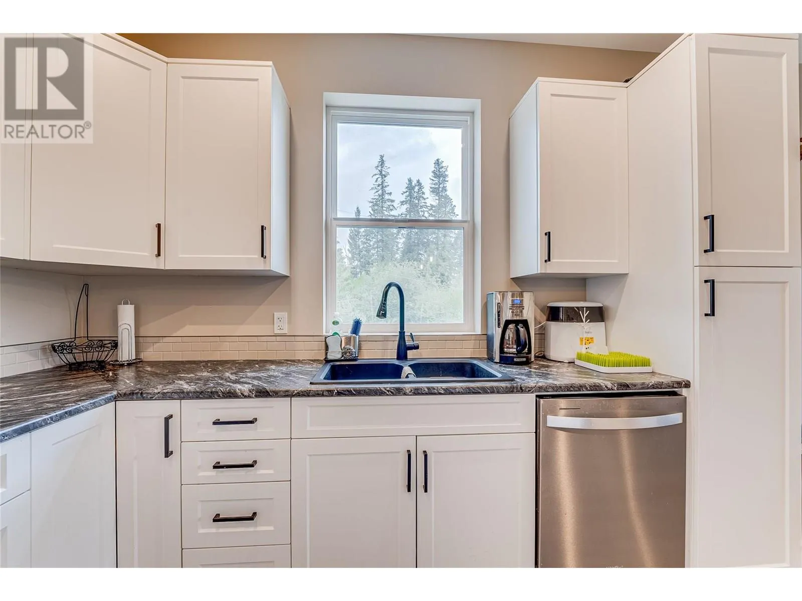 2508 Shuswap Avenue Unit# 1